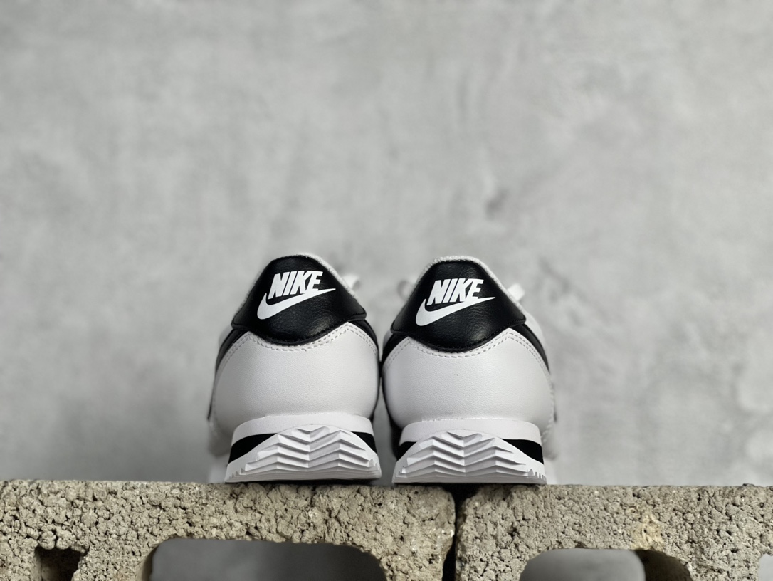 Basic Shoes M-s