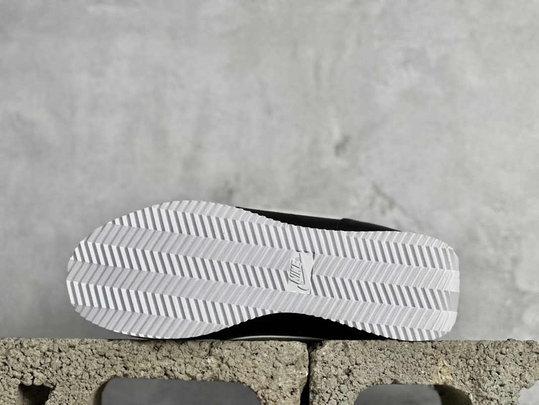 Basic Shoes M-s
