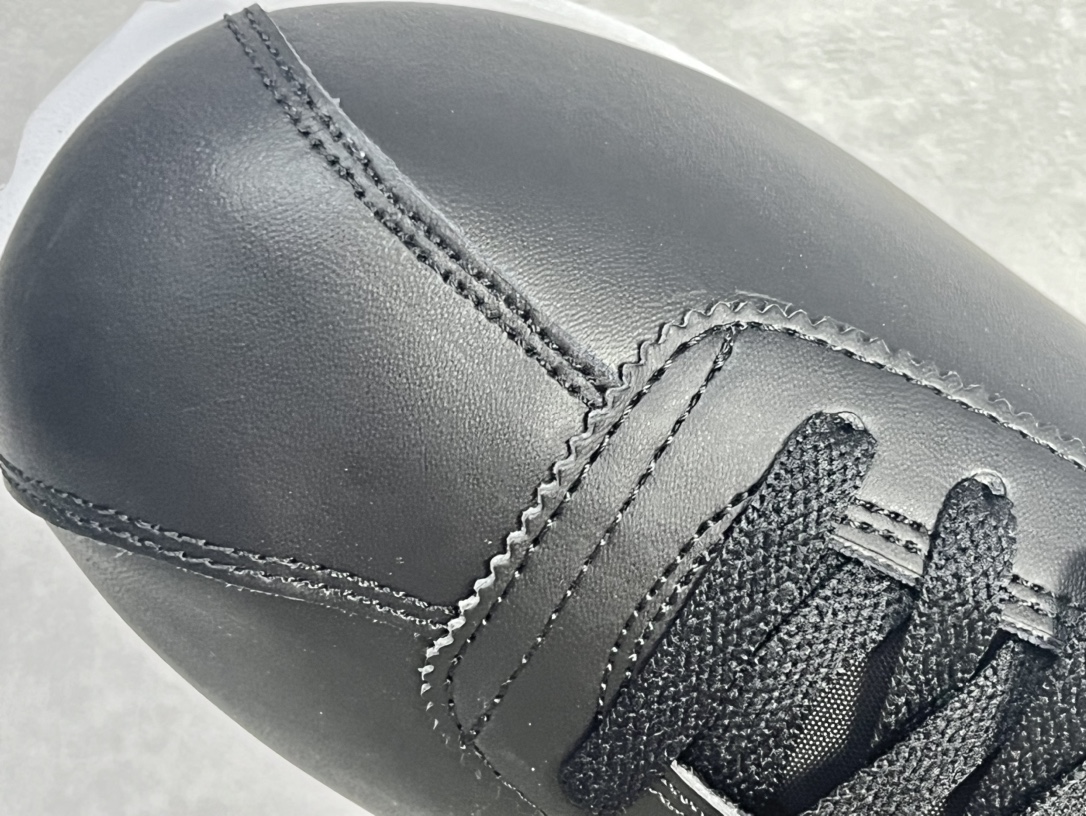 Basic Shoes M-s