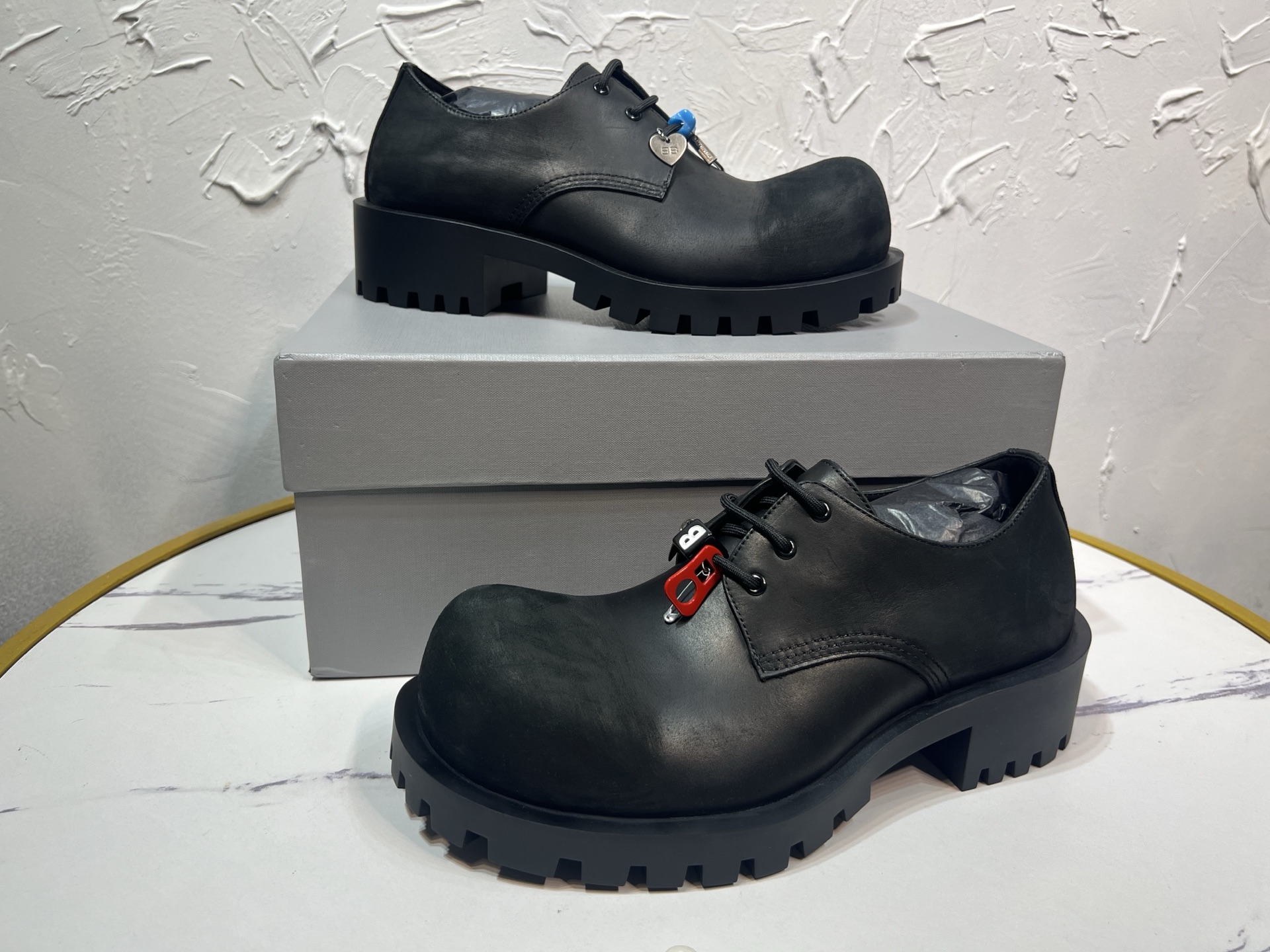 Balenciaga Male Basic Shoes Black M-l