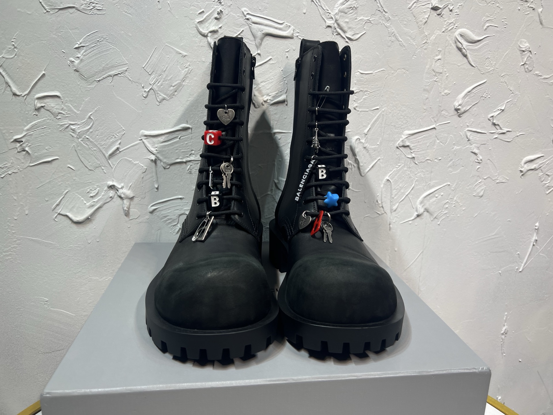 Balenciaga Male Boots Cow Leather Black M-l