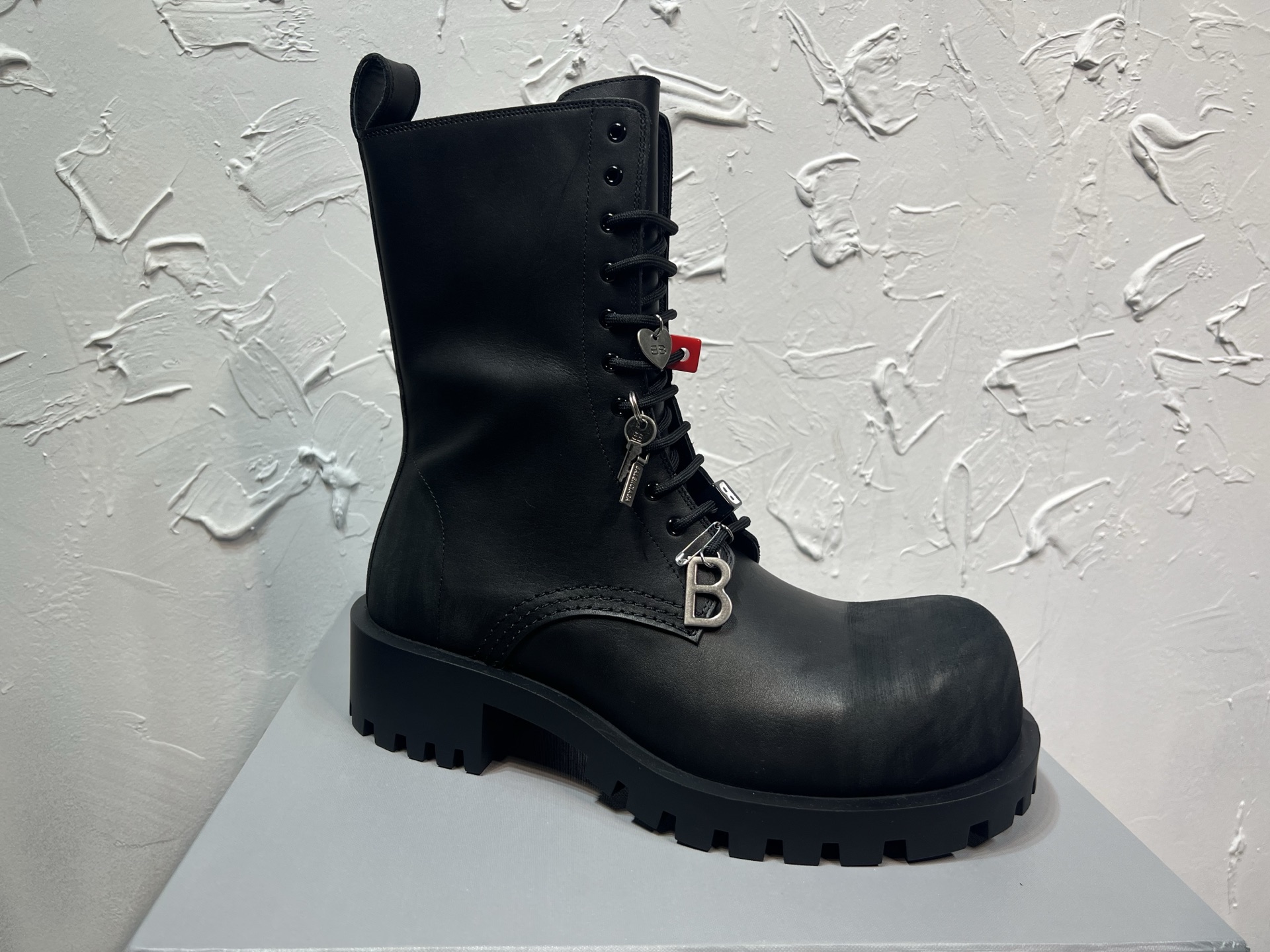 Balenciaga Male Boots Cow Leather Black M-l