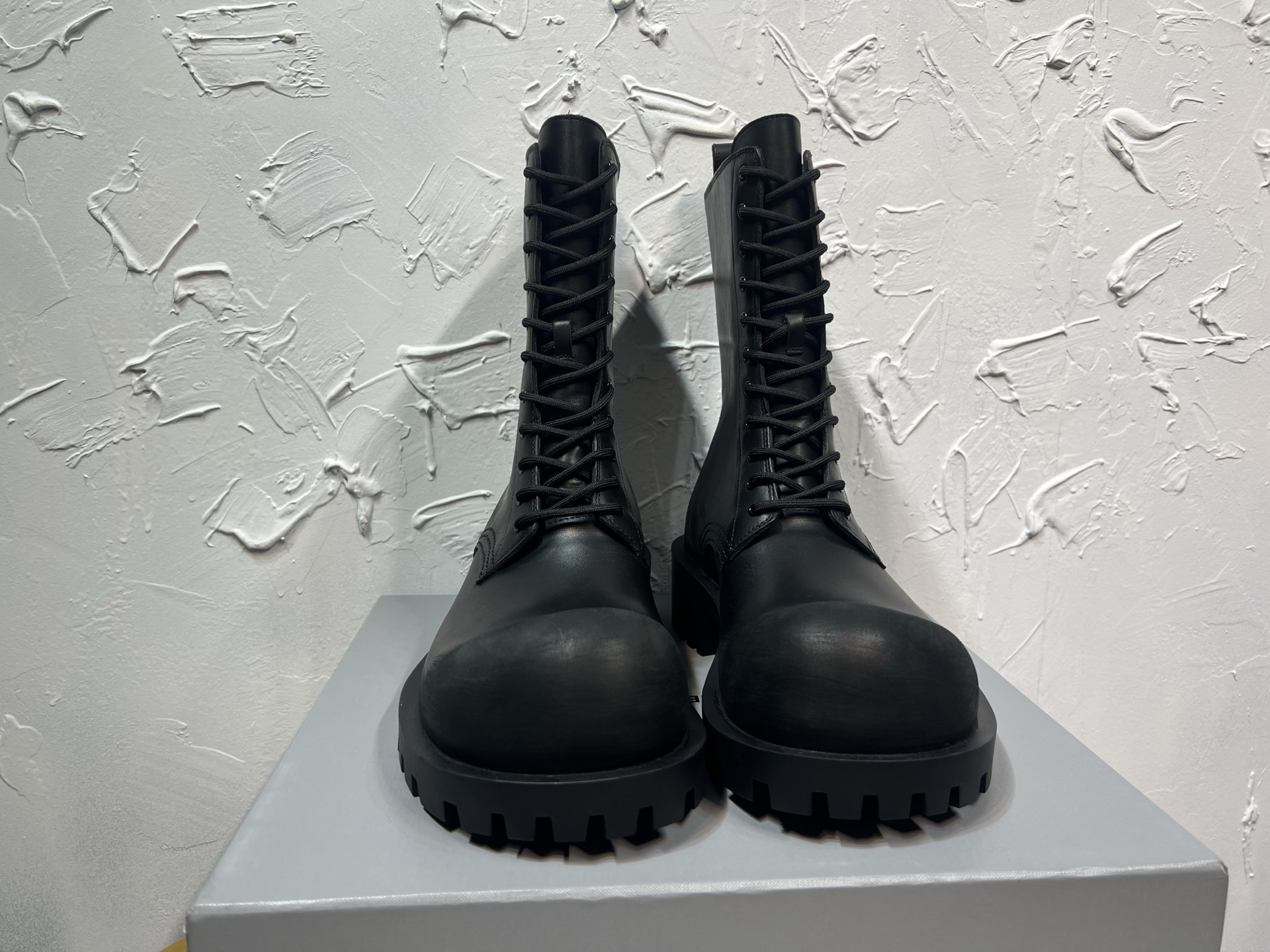 Balenciaga Male Boots Cow Leather Black M-l