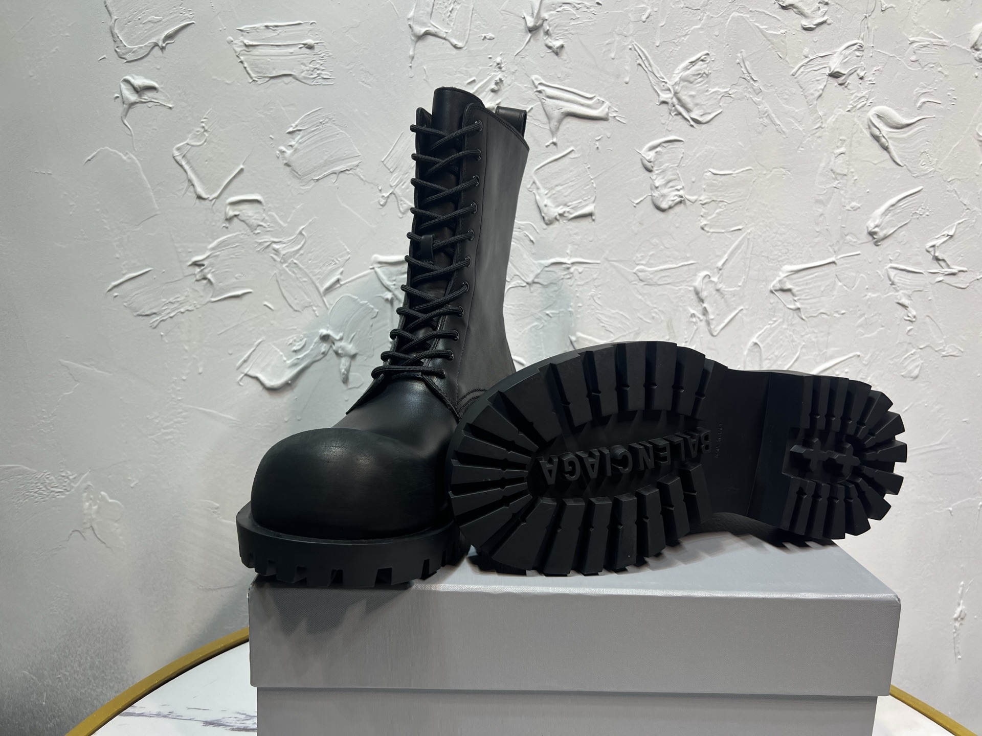 Balenciaga Male Boots Cow Leather Black M-l