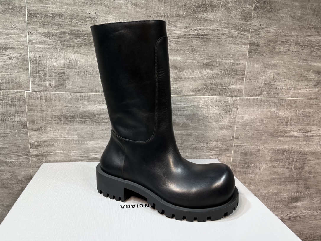 Balenciaga Male Boots Cow Leather Black M-l