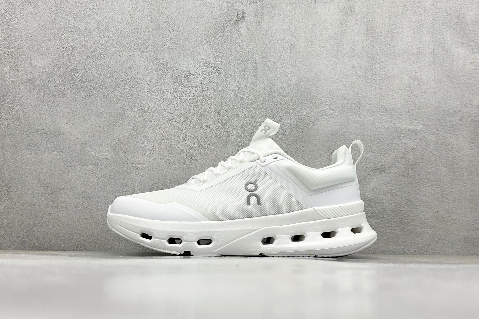Basic Shoes L