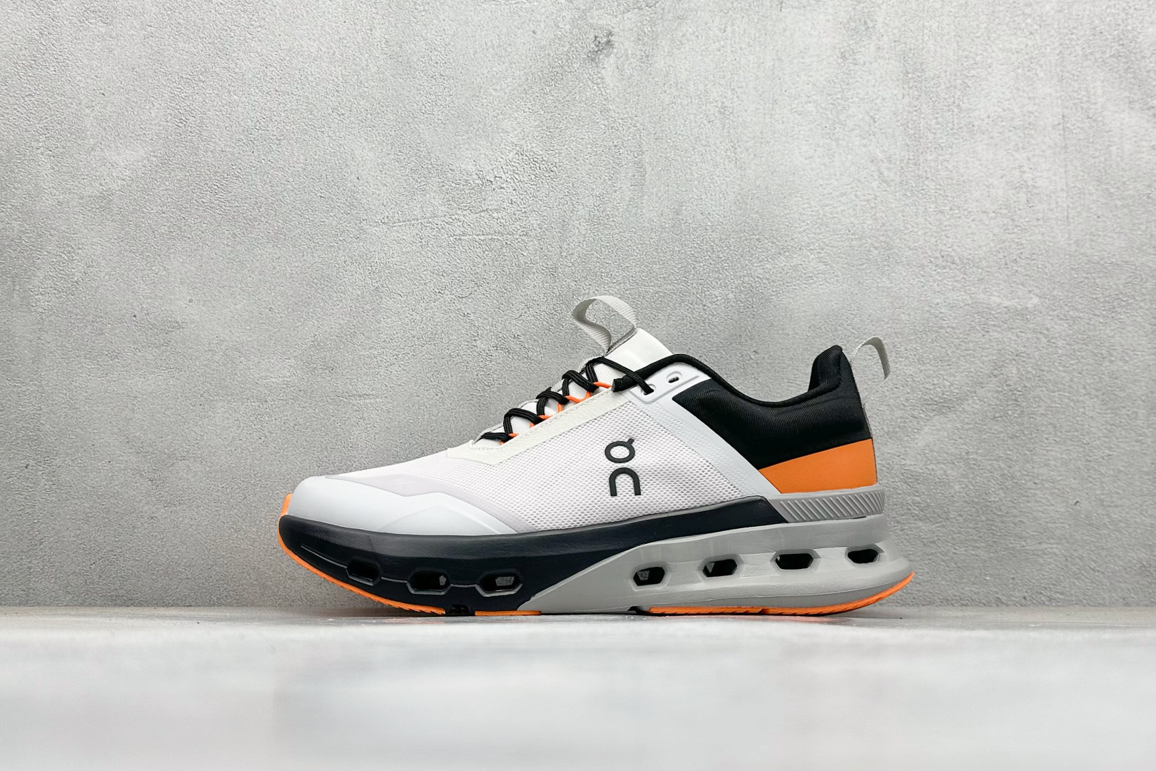 Basic Shoes L