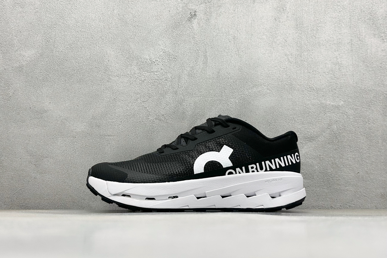 Basic Shoes L