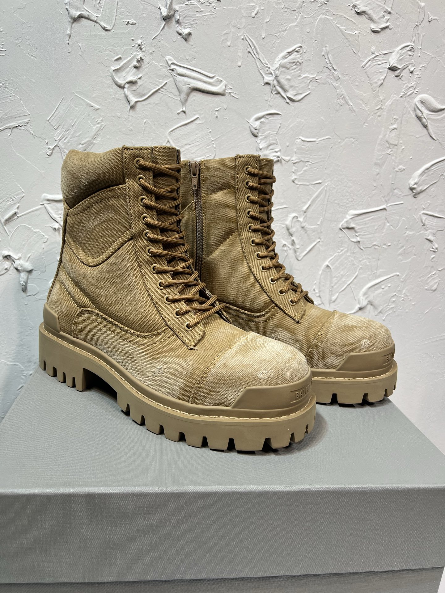 Balenciaga Basic Shoes 46-l