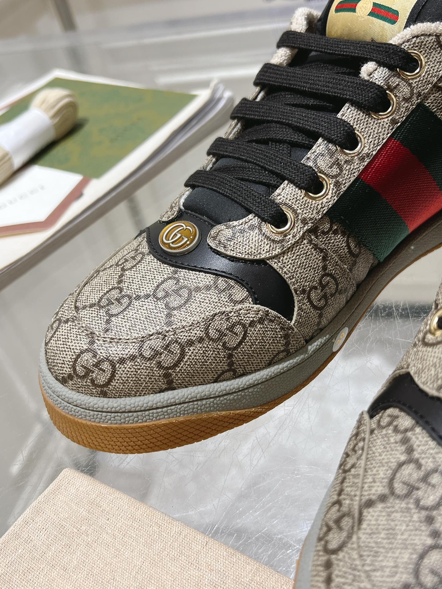 Gucci Male Basic Shoes S