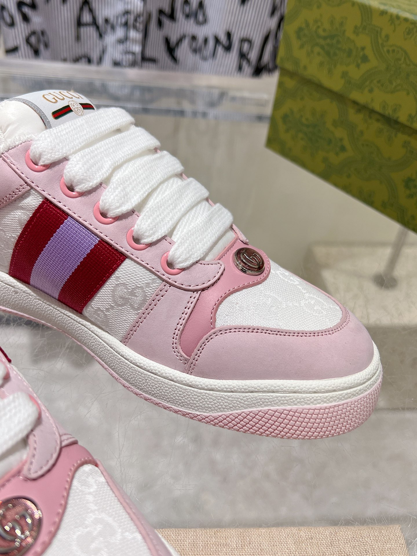 Gucci Female Basic Shoes S