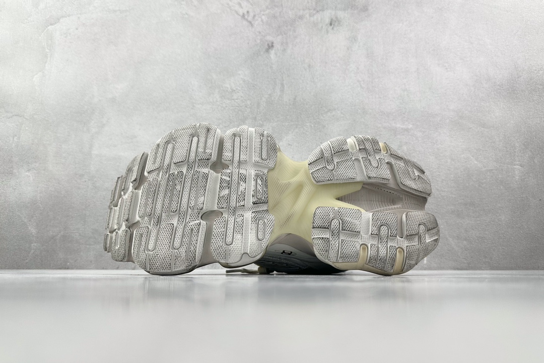 Balenciaga Basic Shoes M-l