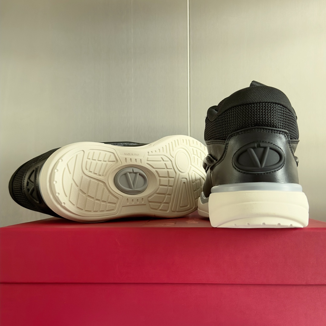 New Balance Valentino Male Sneakers Breathable M-l-s