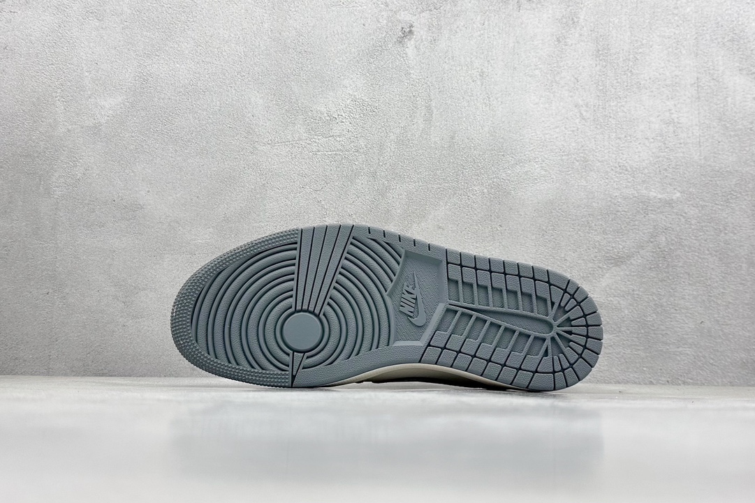 Jordan Nike Supreme Basic Shoes M-l-s