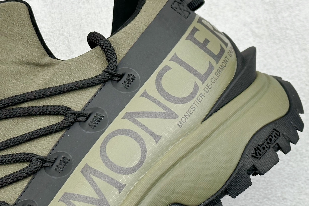 Moncler Basic Shoes M-l