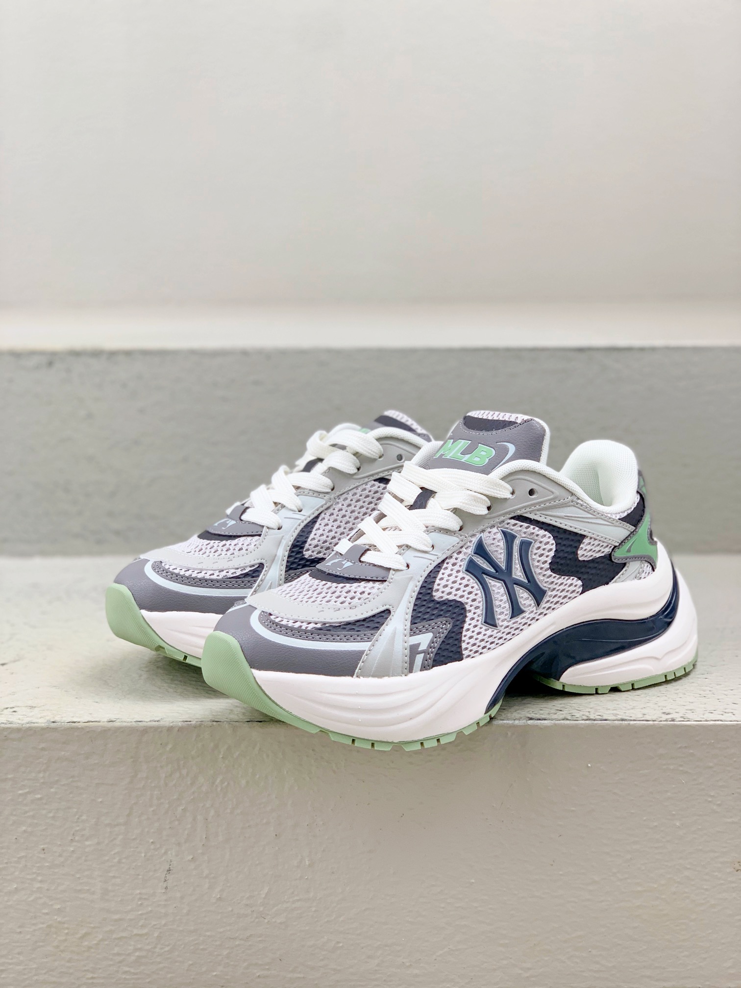 Nike Male Running Shoes Breathable M-l-s