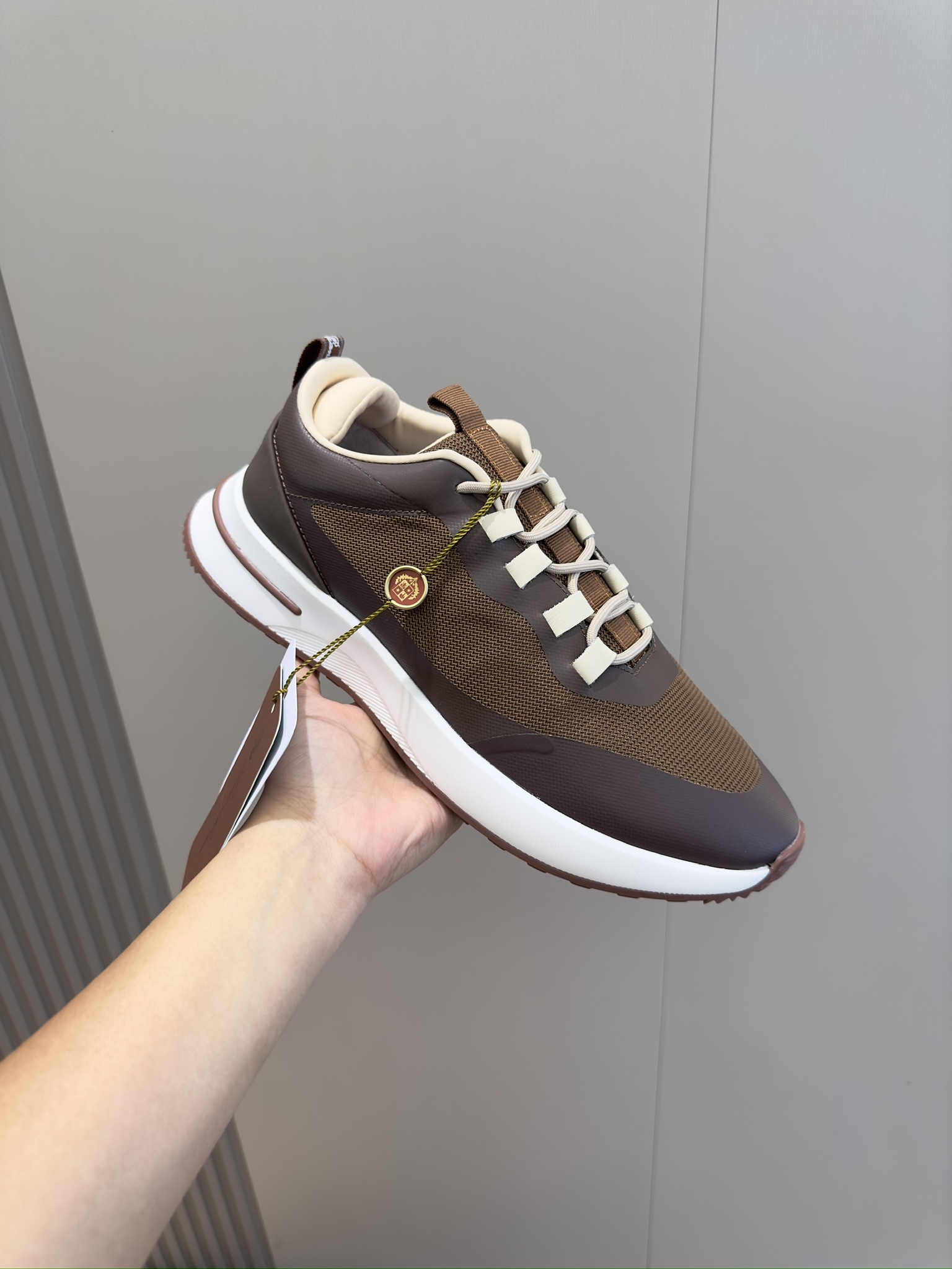 Male Sneakers M-l-s