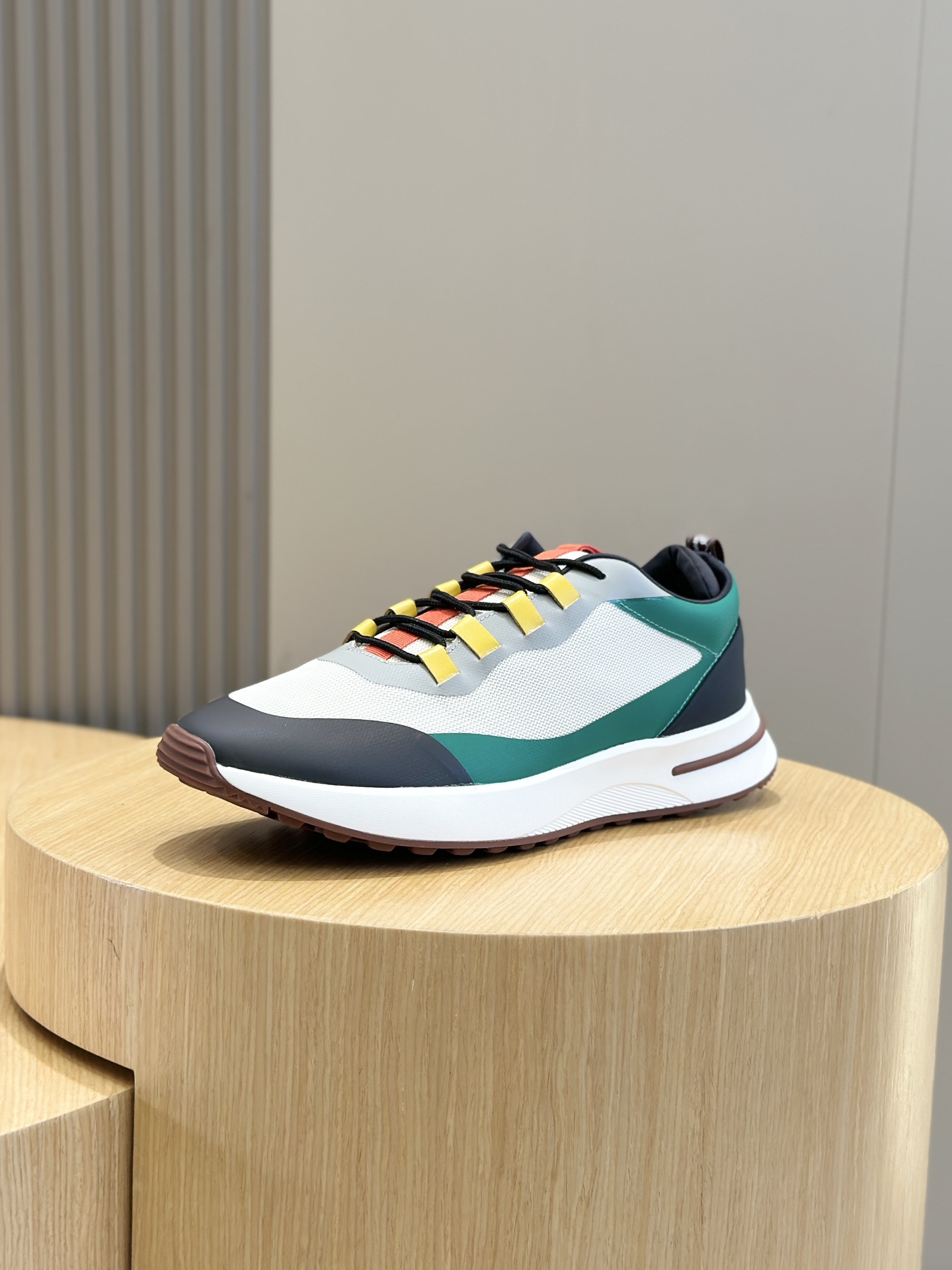 Male Sneakers M-l-s