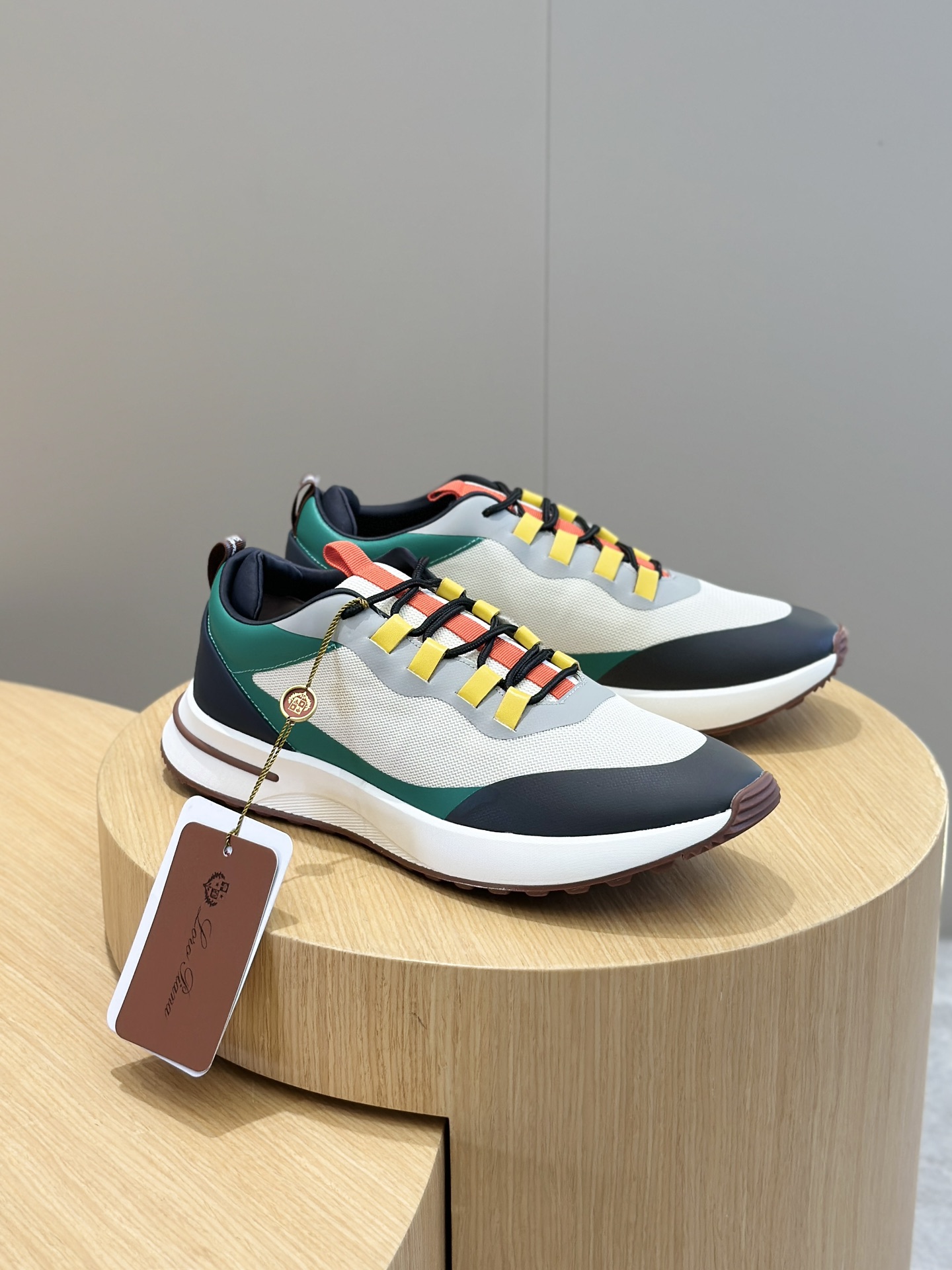 Male Sneakers M-l-s
