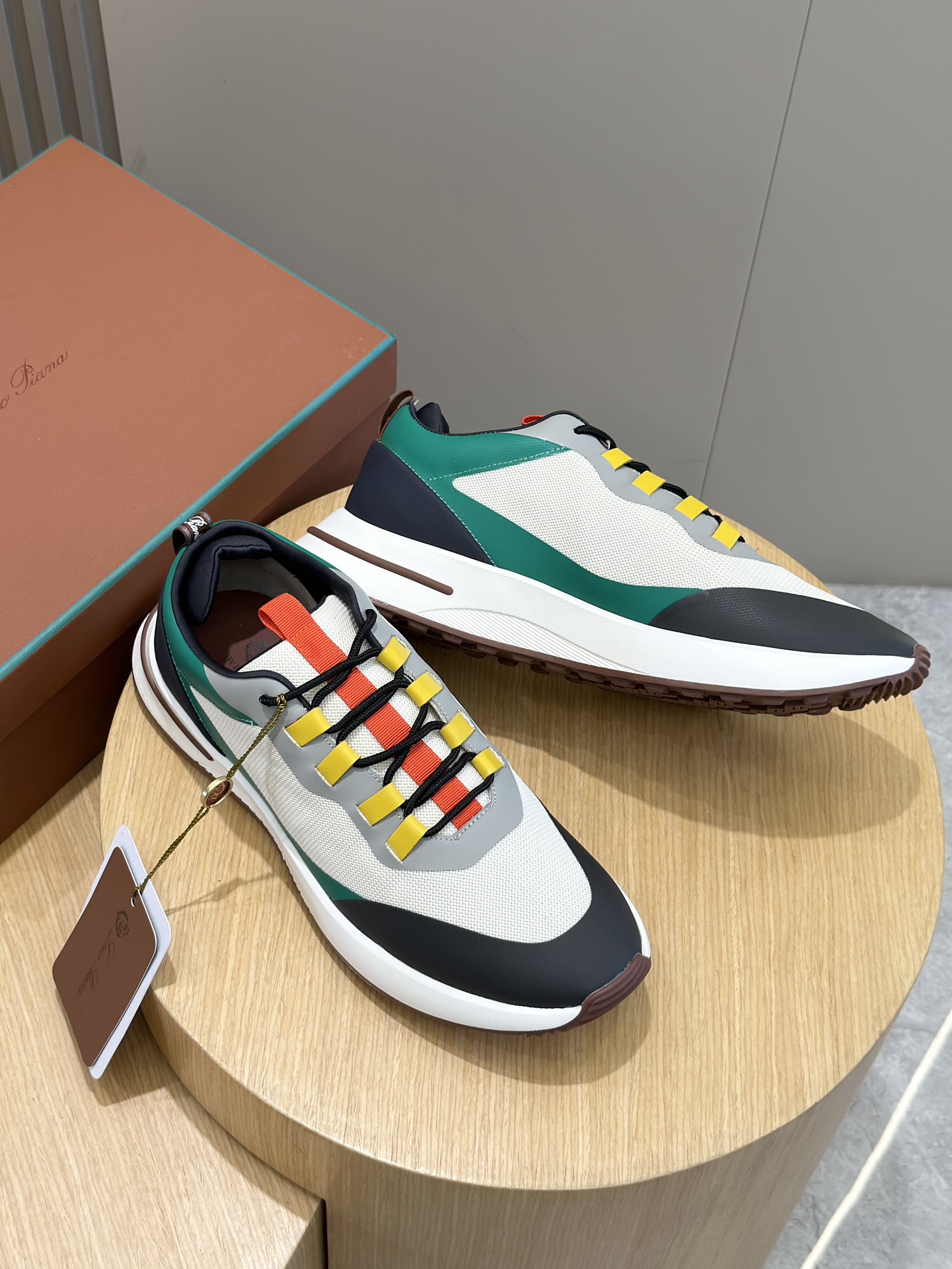 Male Sneakers M-l-s