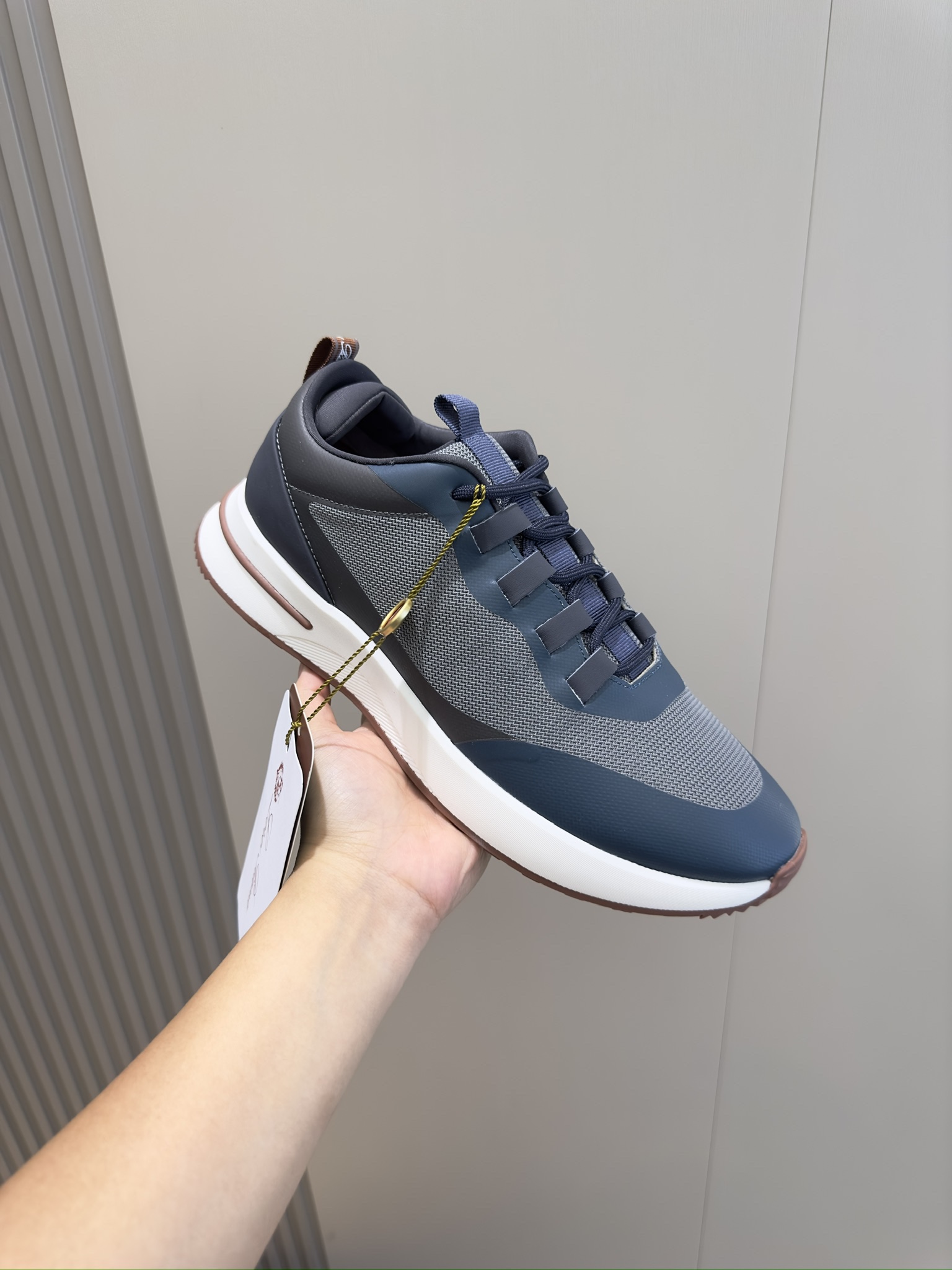 Male Sneakers M-l-s