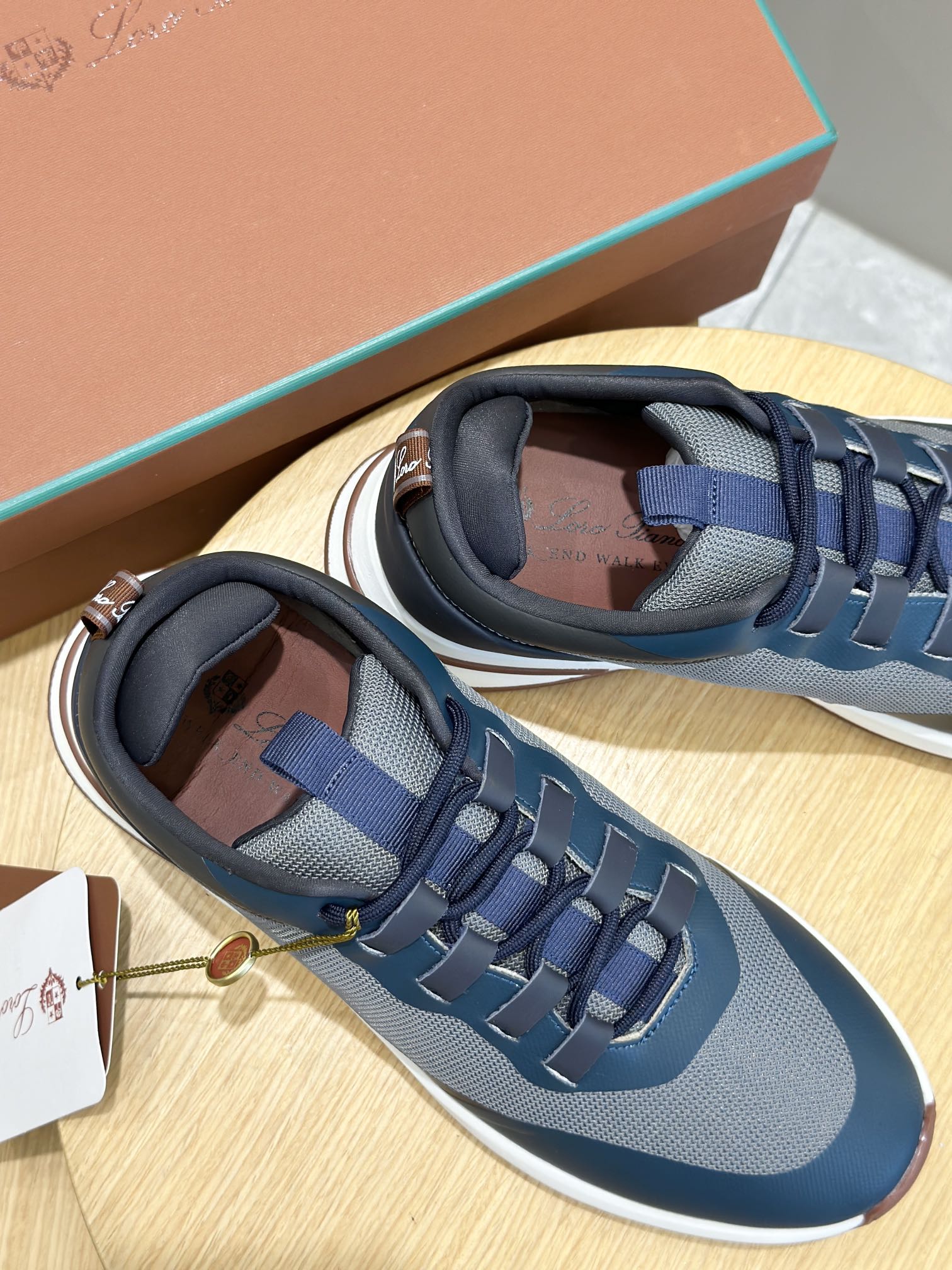 Male Sneakers M-l-s