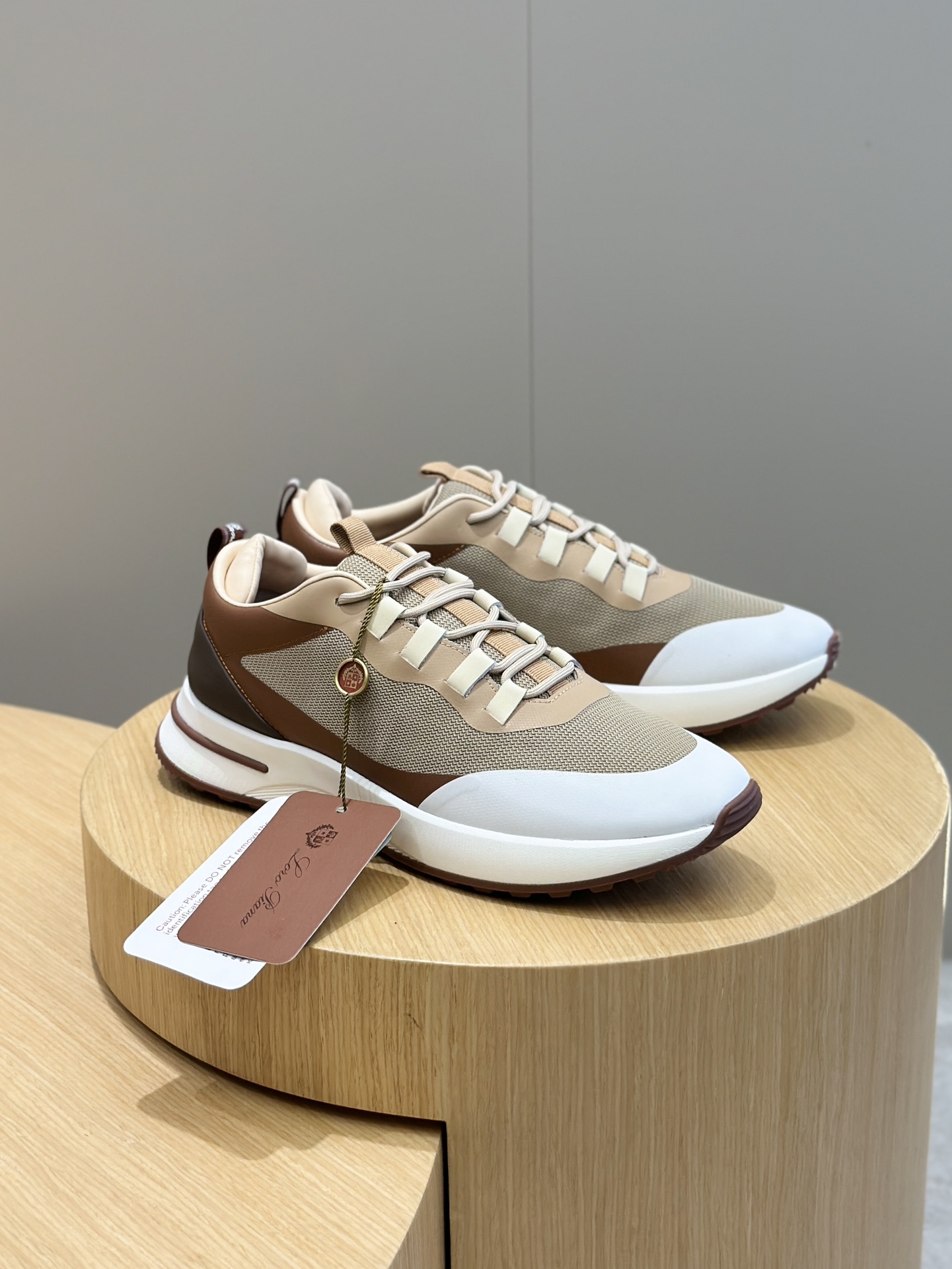 Male Sneakers M-l-s
