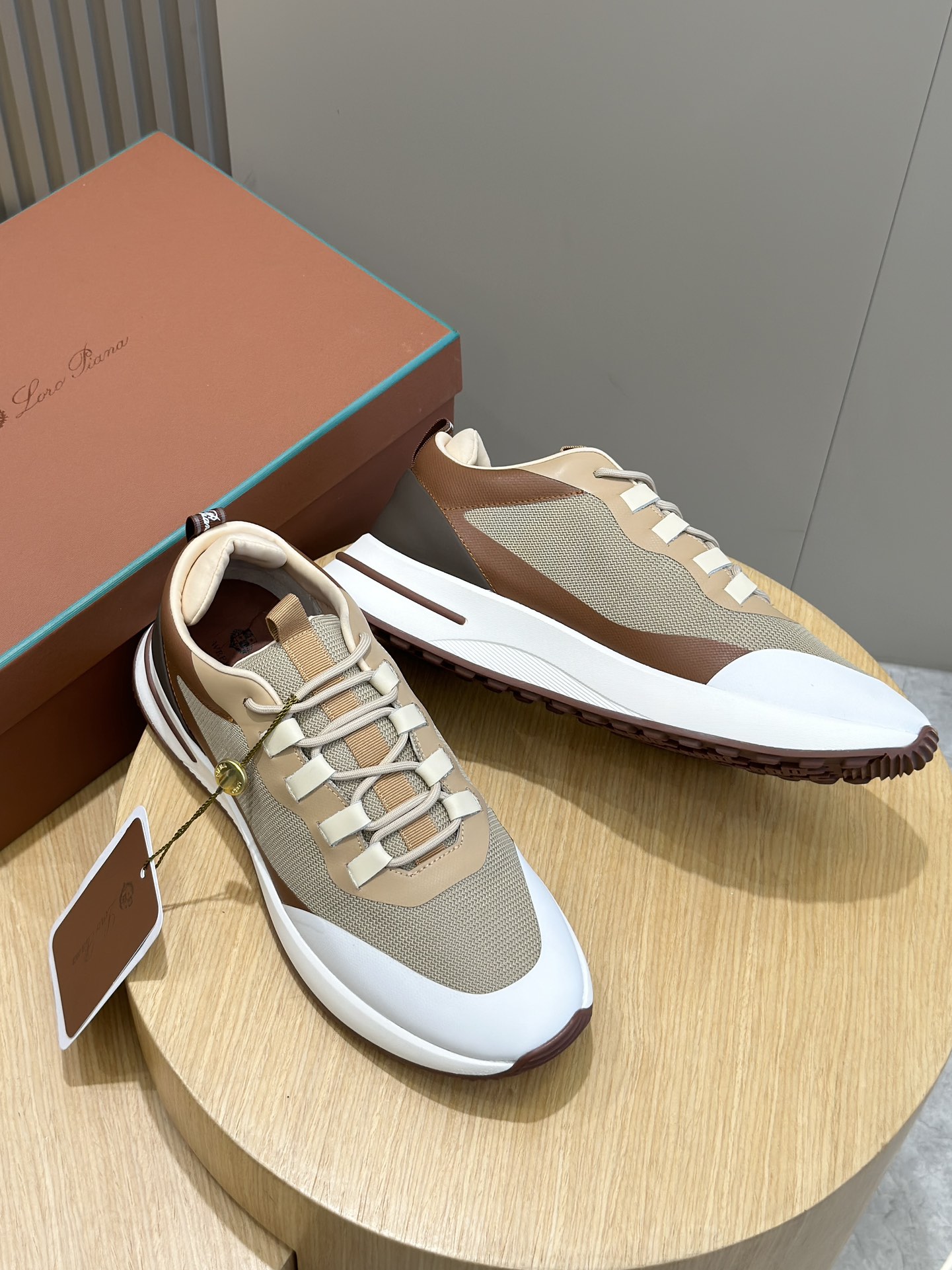 Male Sneakers M-l-s