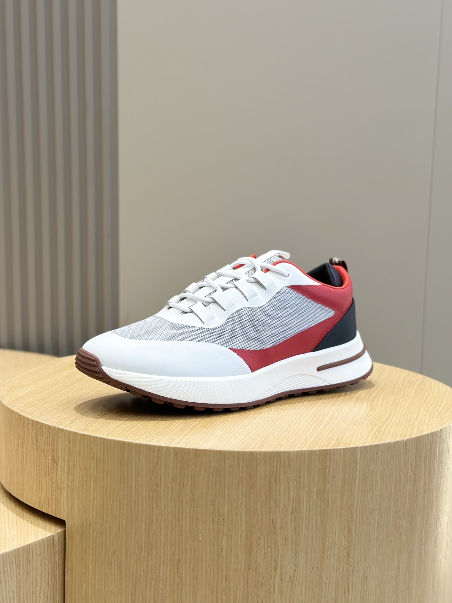 Male Sneakers M-l-s