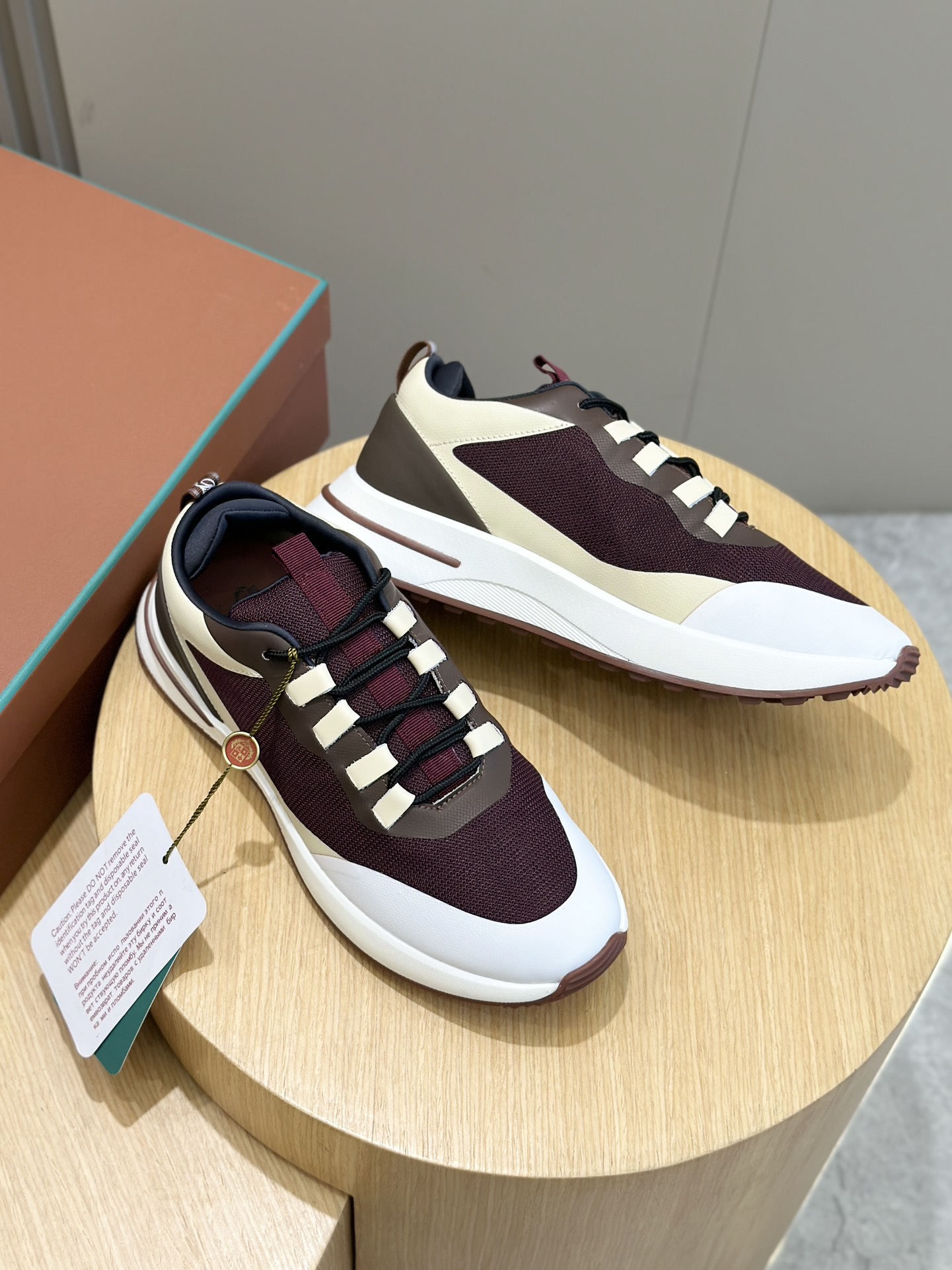 Male Sneakers M-l-s