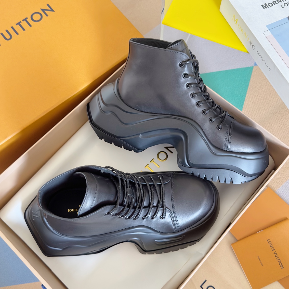 Louis Vuitton Female Boots Cow Leather M-l-s