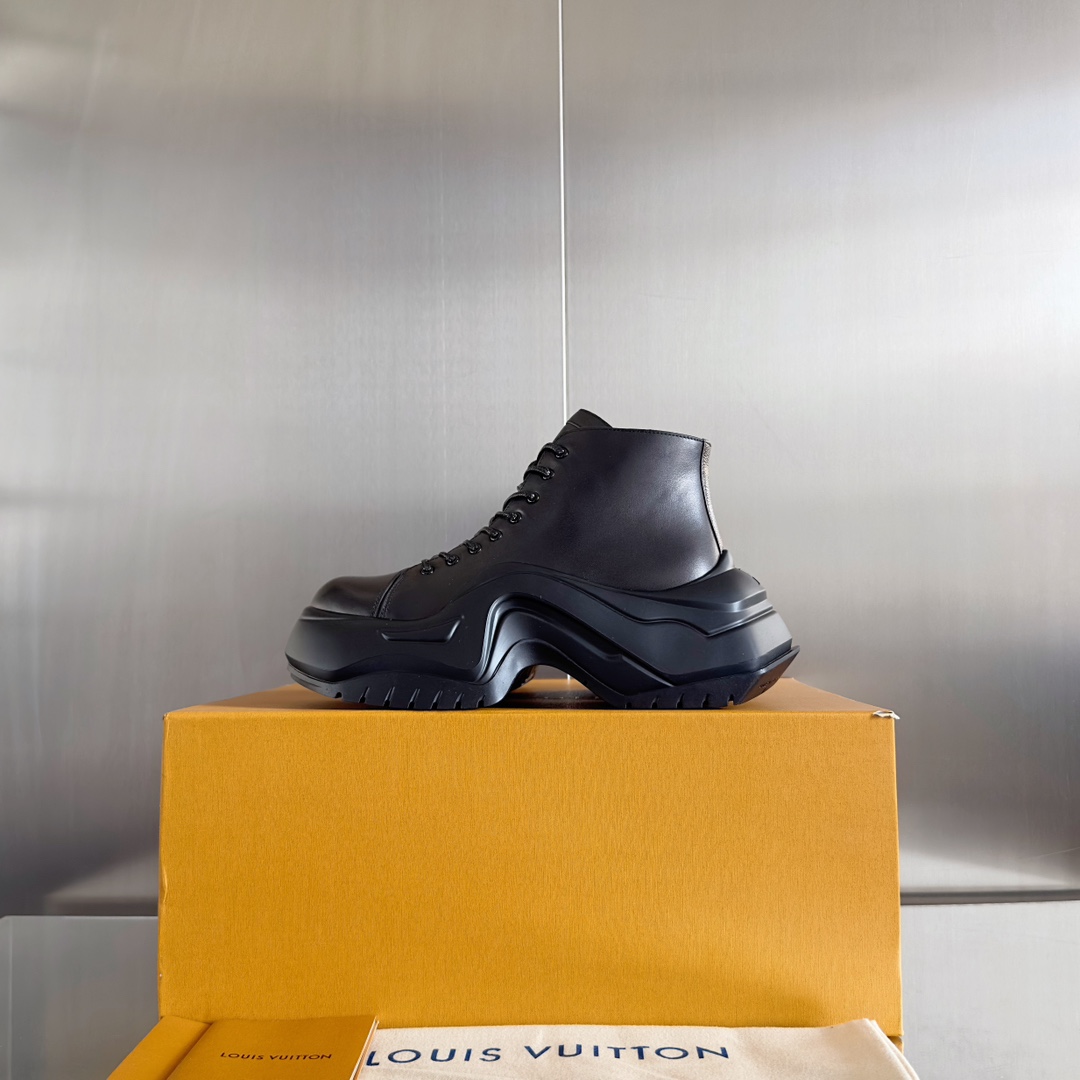 Louis Vuitton Female Boots Cow Leather M-l-s