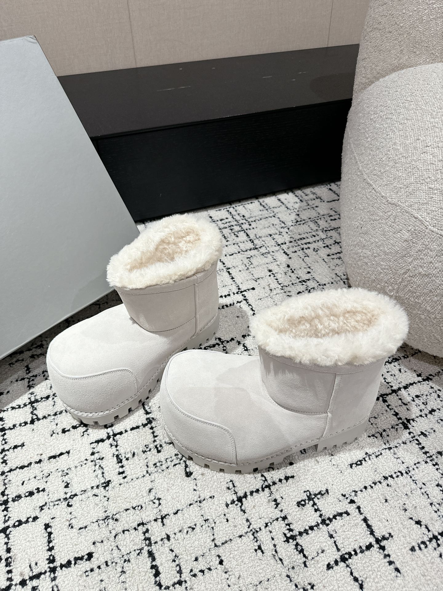 Balenciaga Male Boots L-s