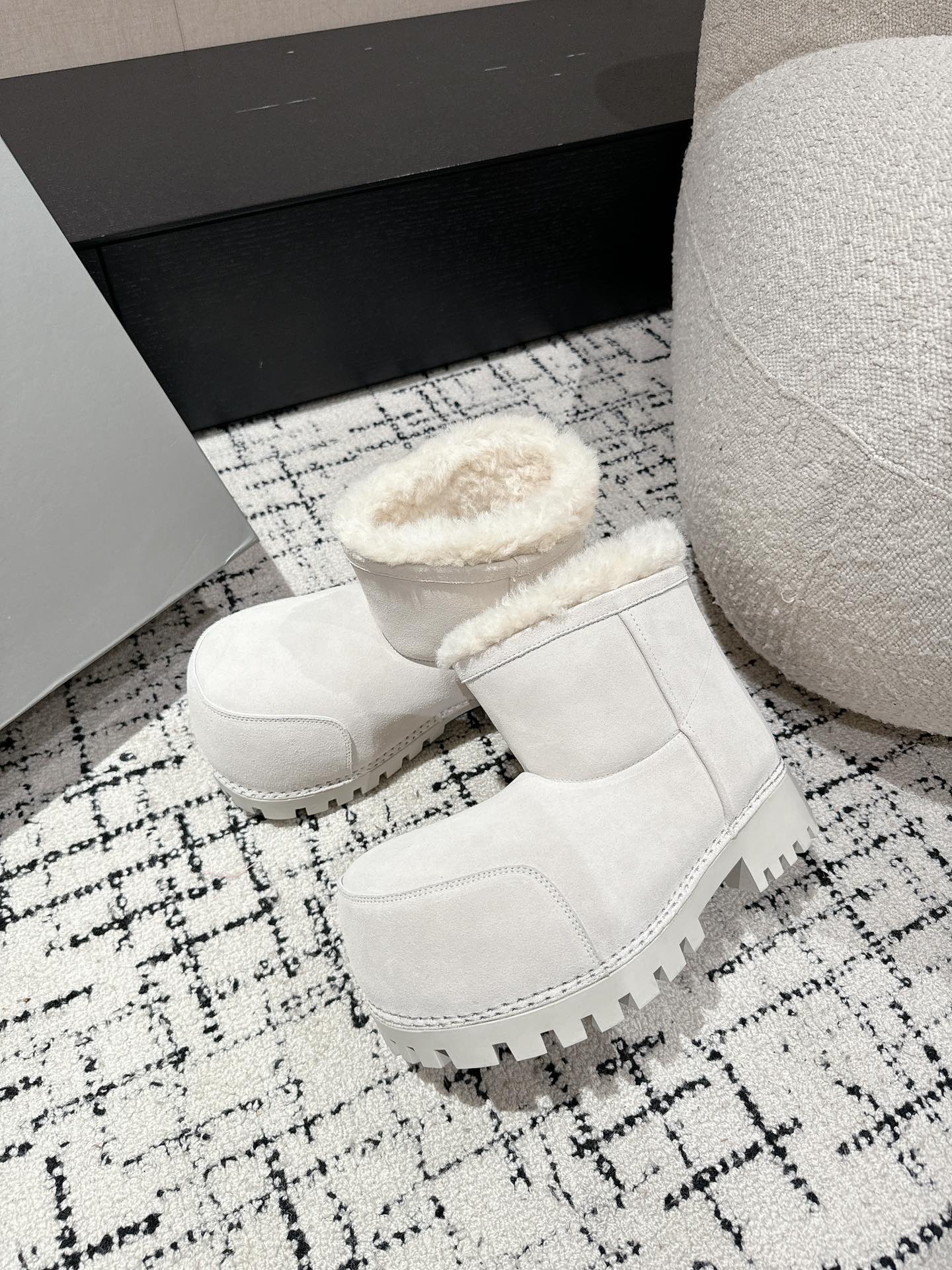 Balenciaga Male Boots L-s