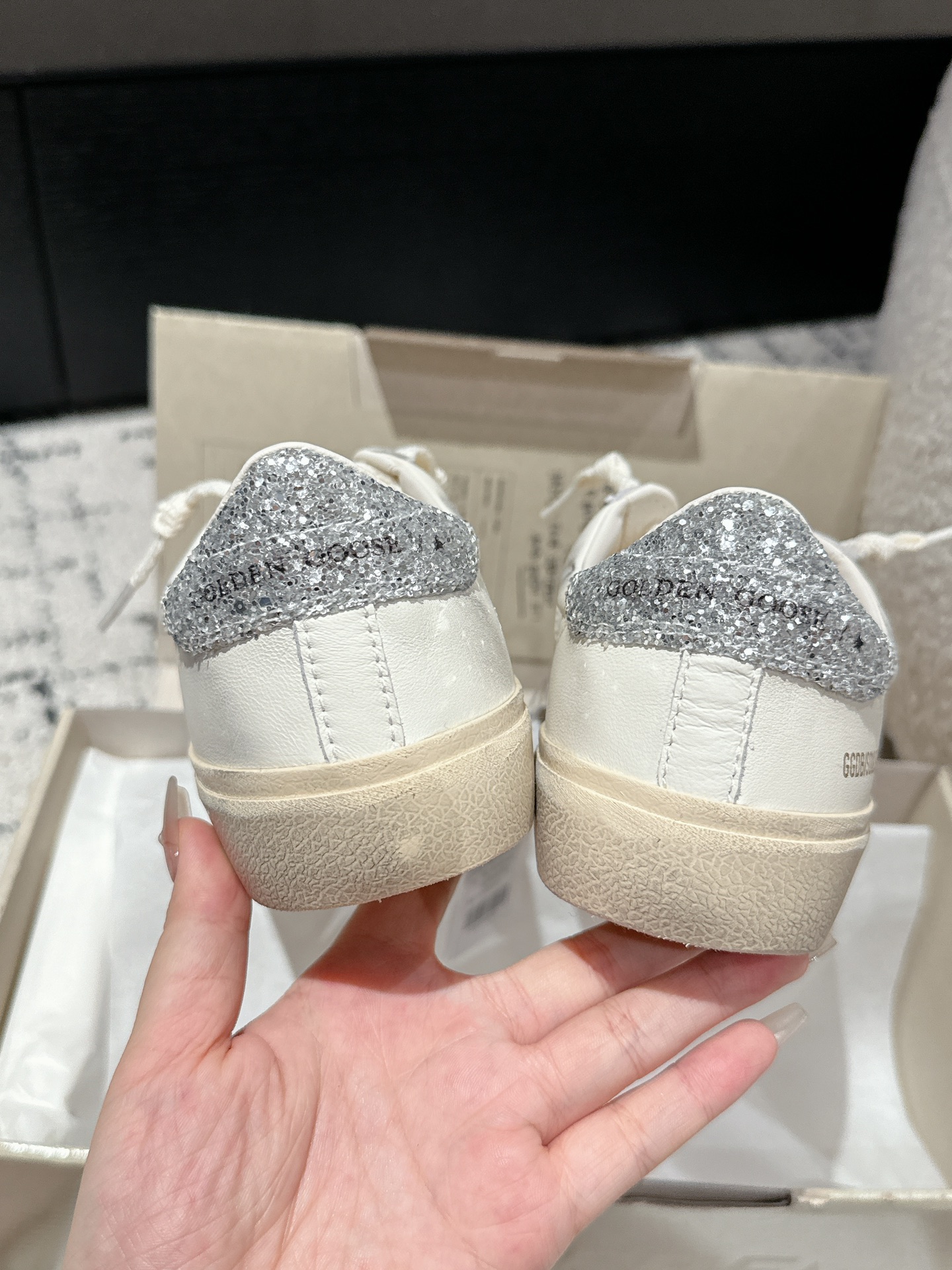 Golden Goose Female Sneakers M
