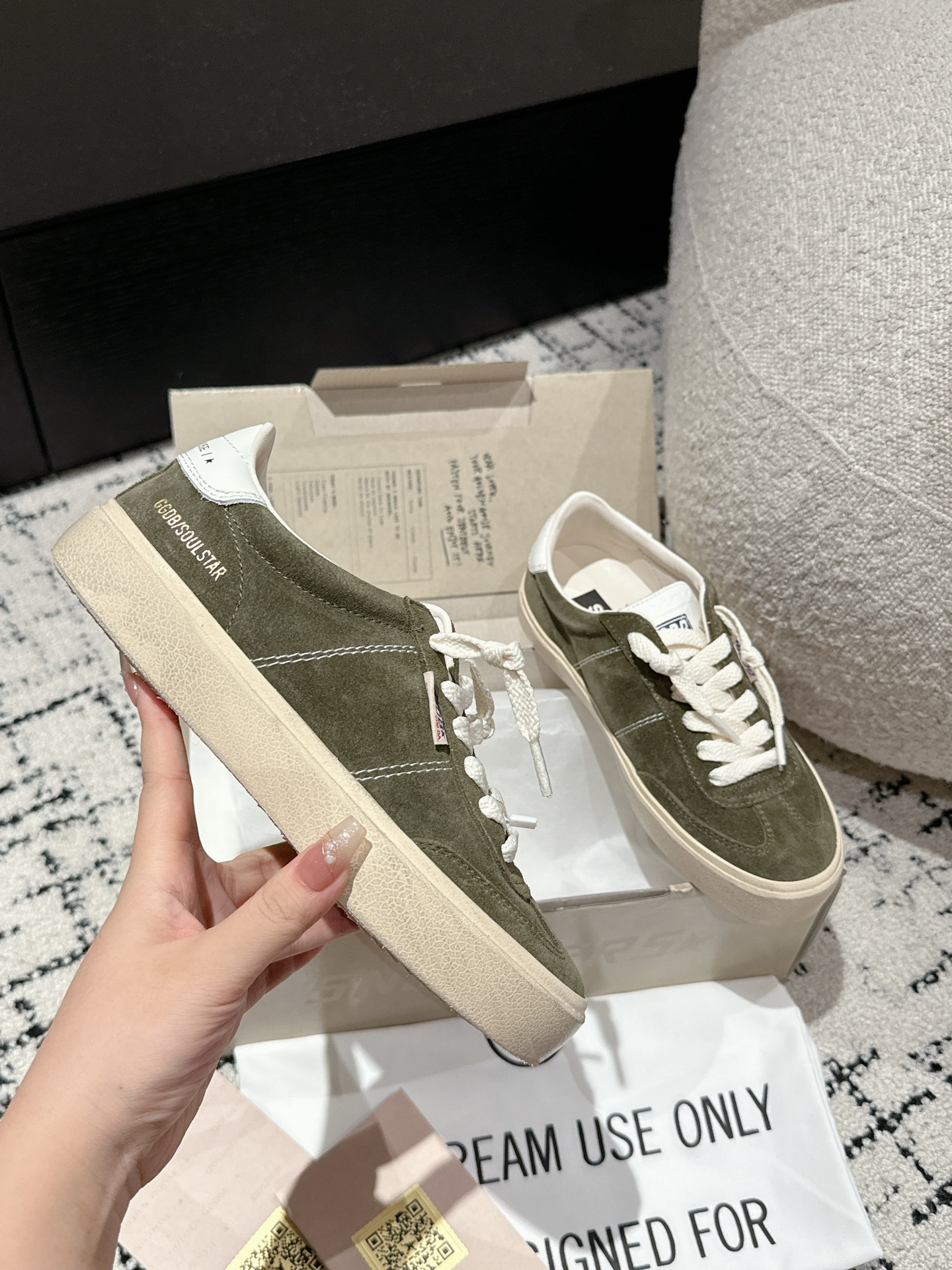 Golden Goose Couple Sneakers M