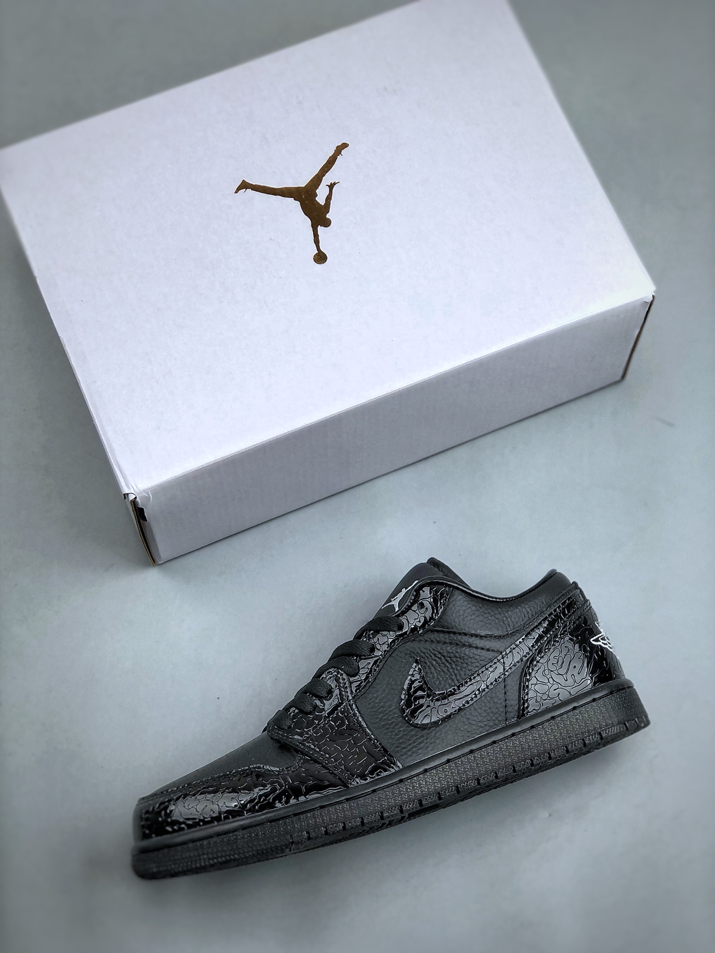 Jordan Nike Basic Shoes L-s
