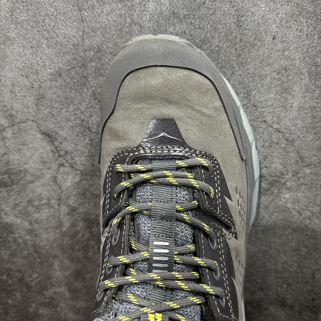 Running Shoes L-s