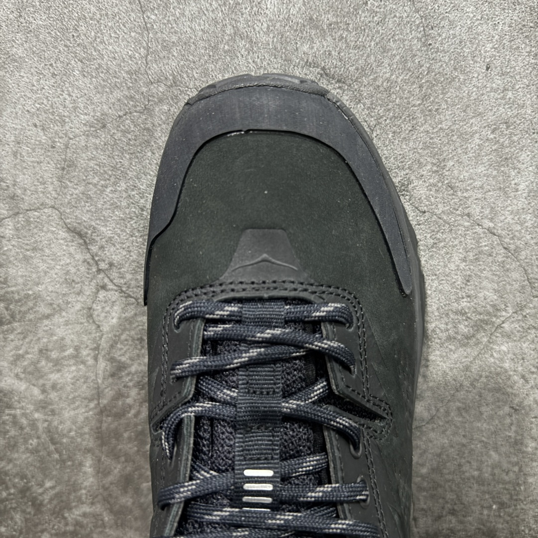 Running Shoes L-s