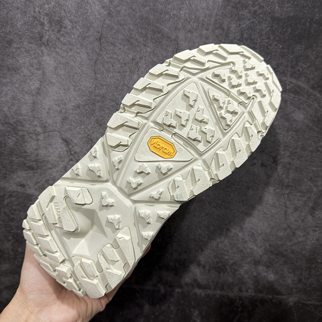 Running Shoes L-s
