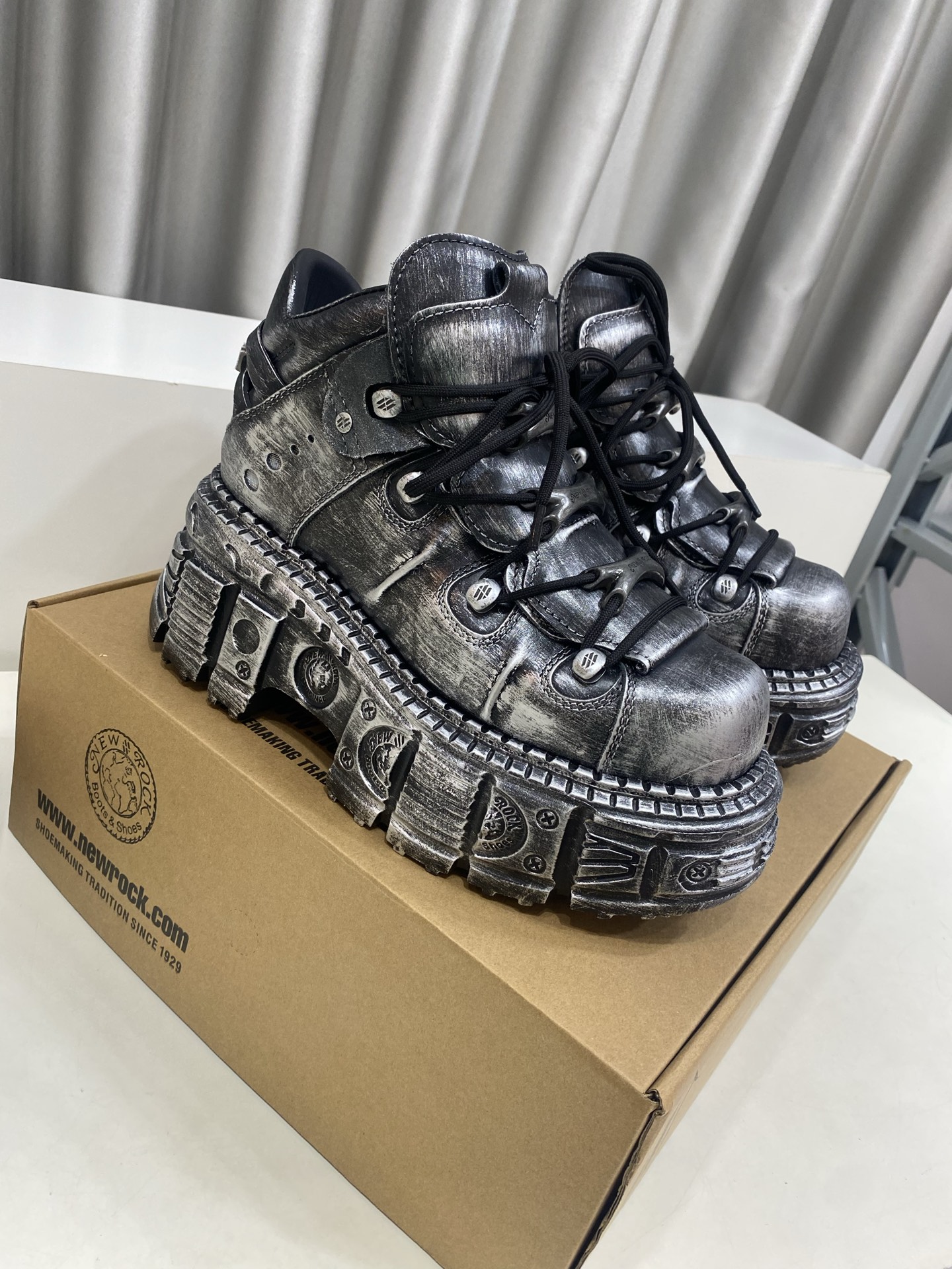 Calvin Klein Male Basic Shoes