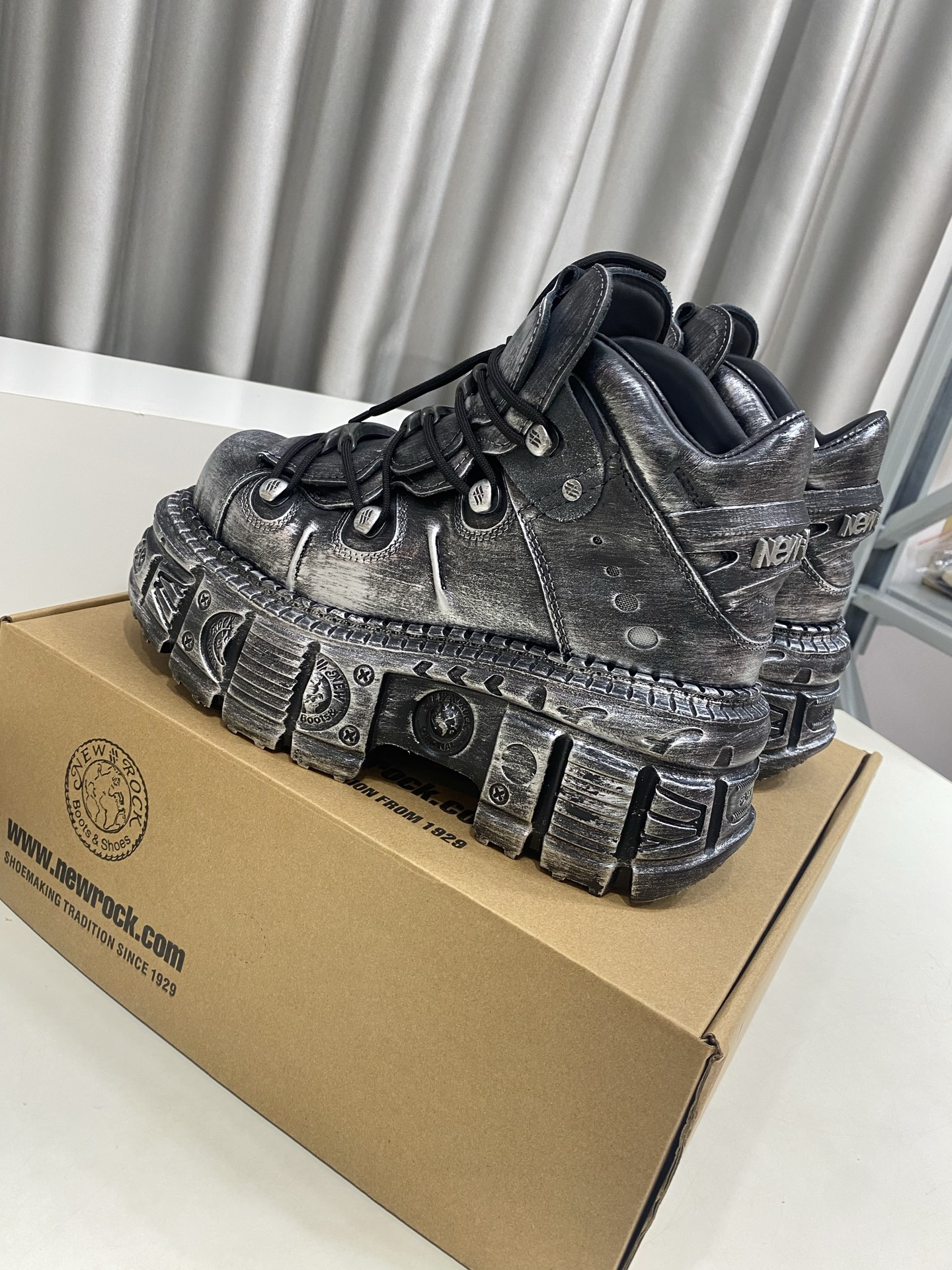 Calvin Klein Male Basic Shoes