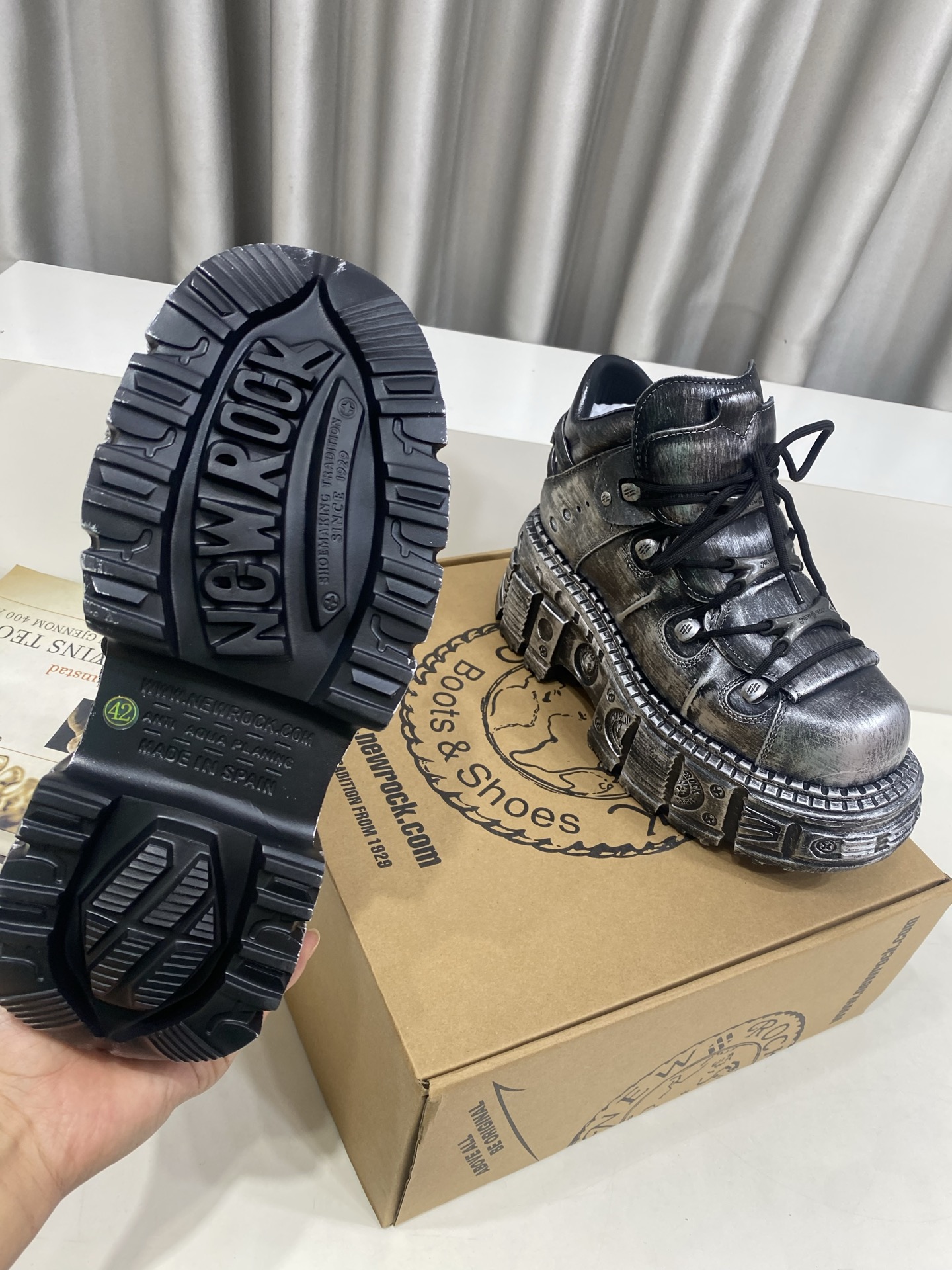 Calvin Klein Male Basic Shoes