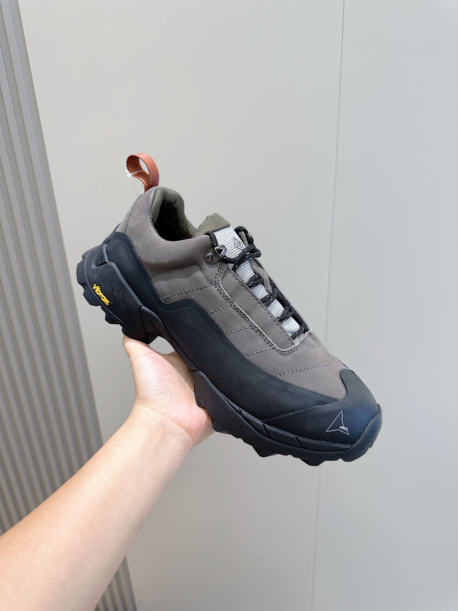 Male Sneakers L-s