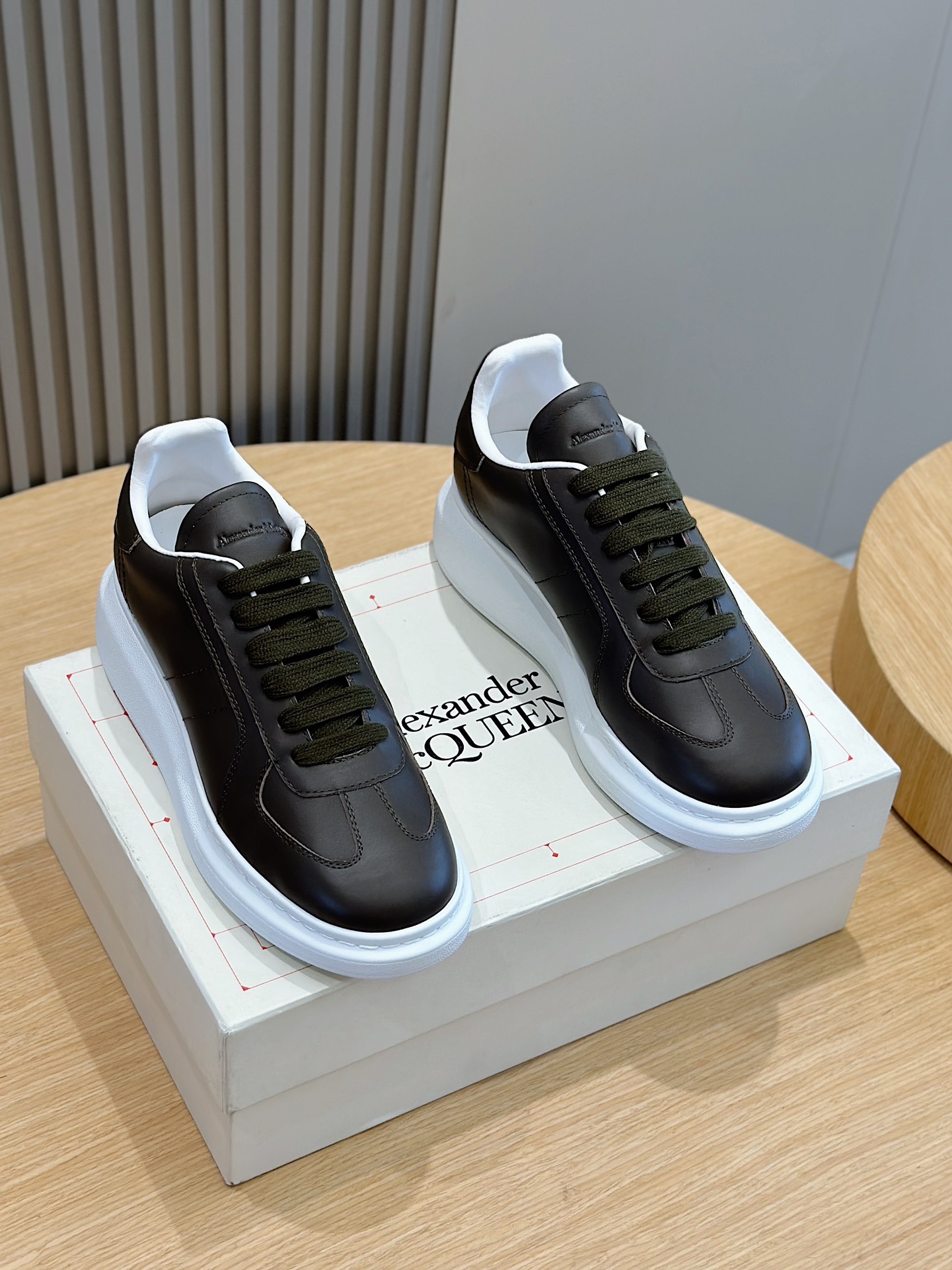 Alexander Mcqueen Male Sneakers M-l-s
