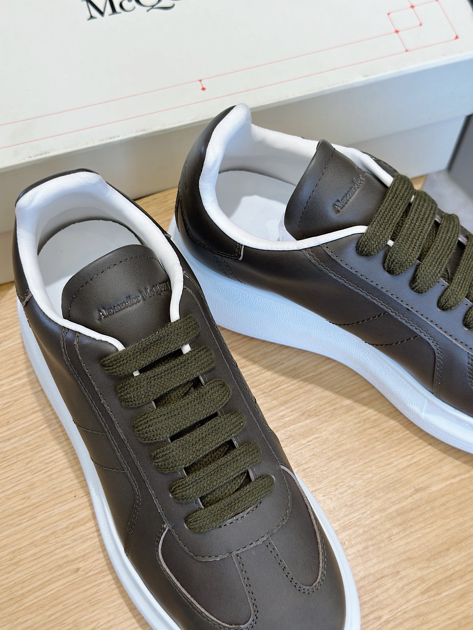 Alexander Mcqueen Male Sneakers M-l-s