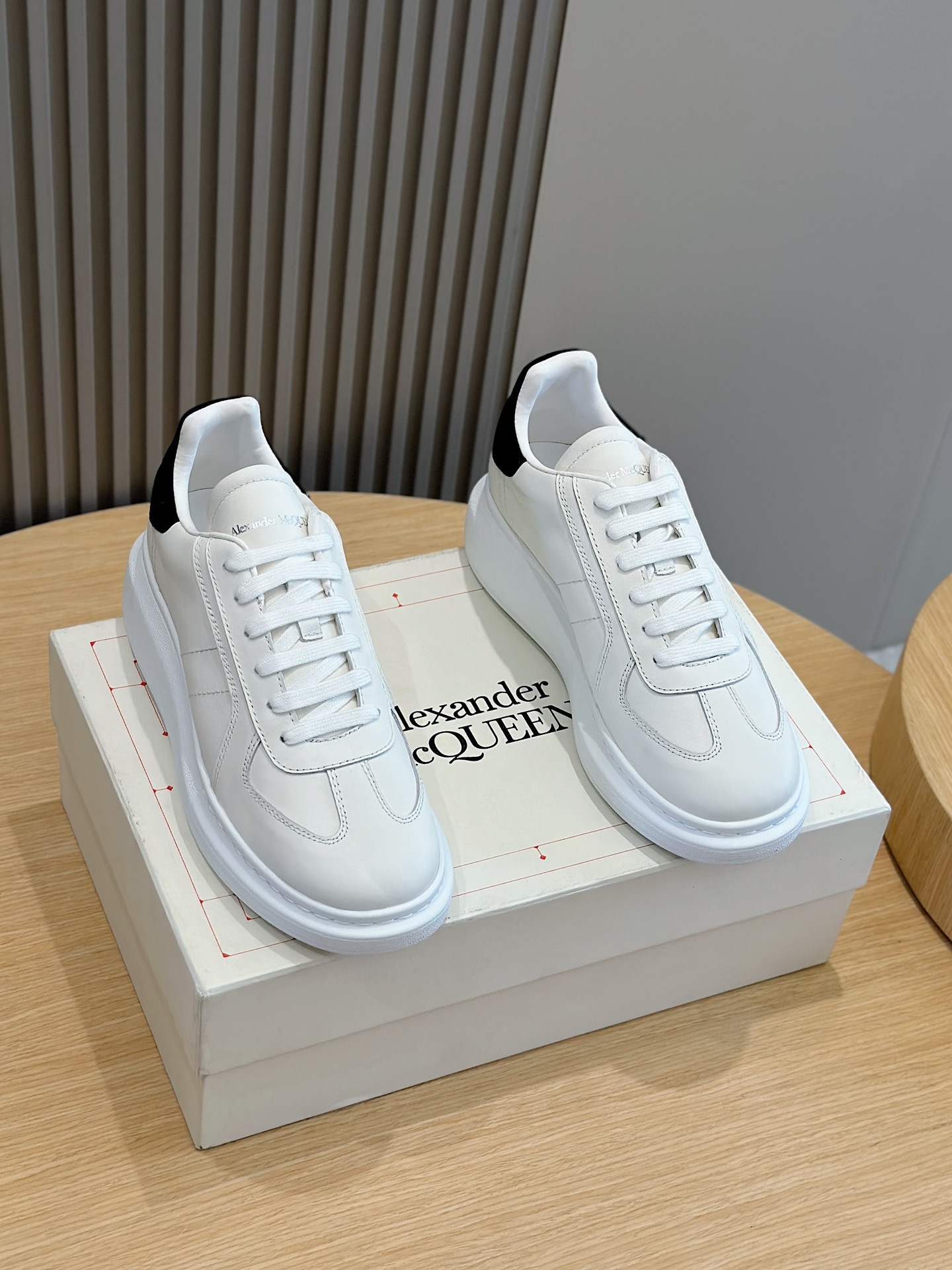 Male Sneakers M-l-s