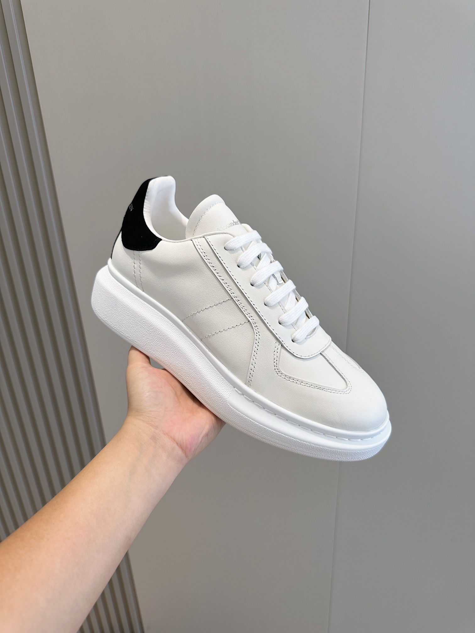 Male Sneakers M-l-s