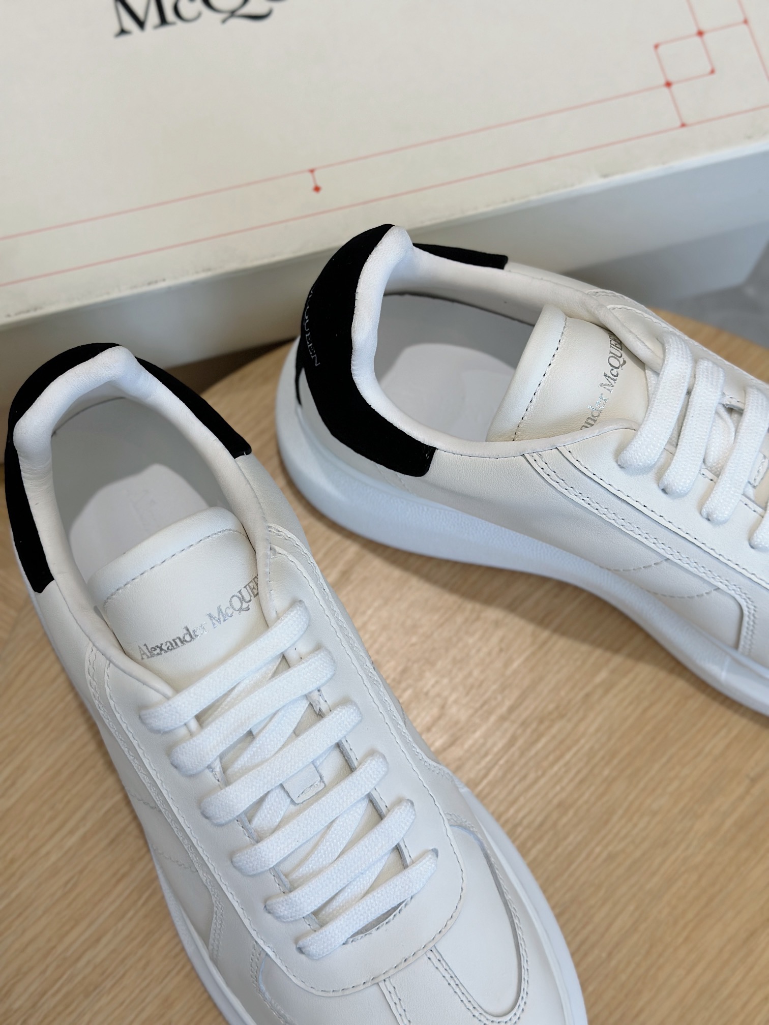 Male Sneakers M-l-s