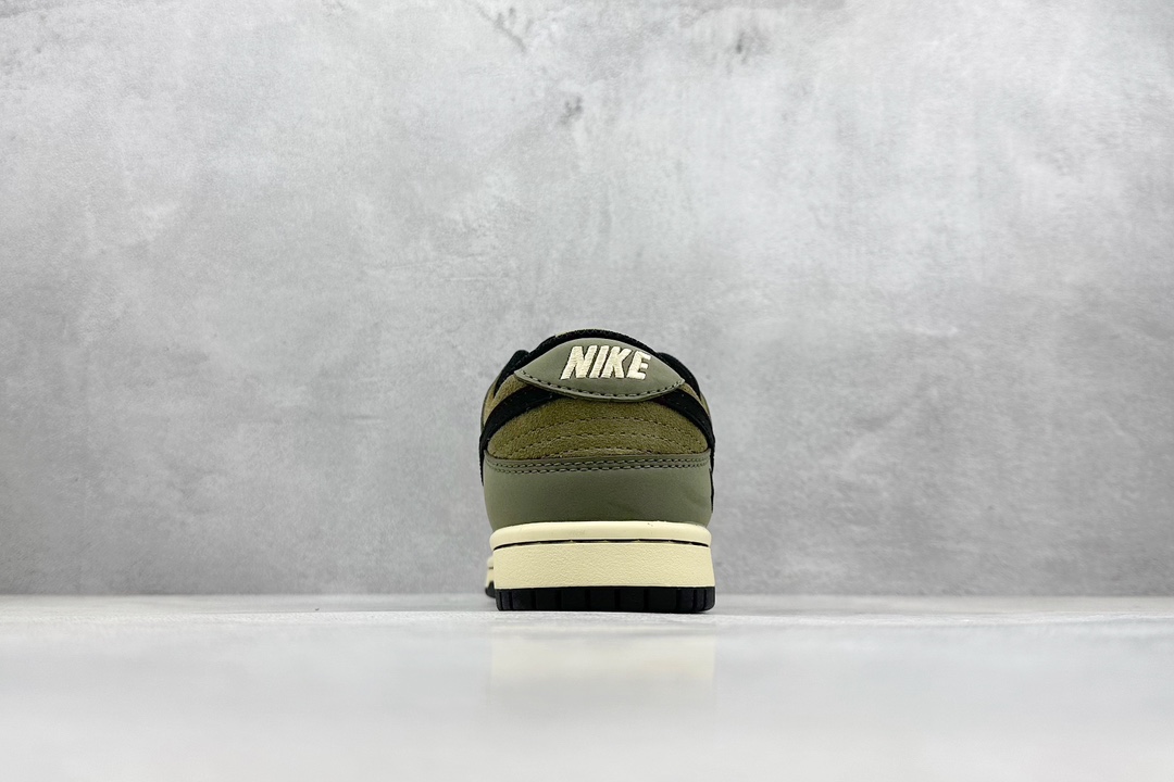 Nike Basic Shoes L-s